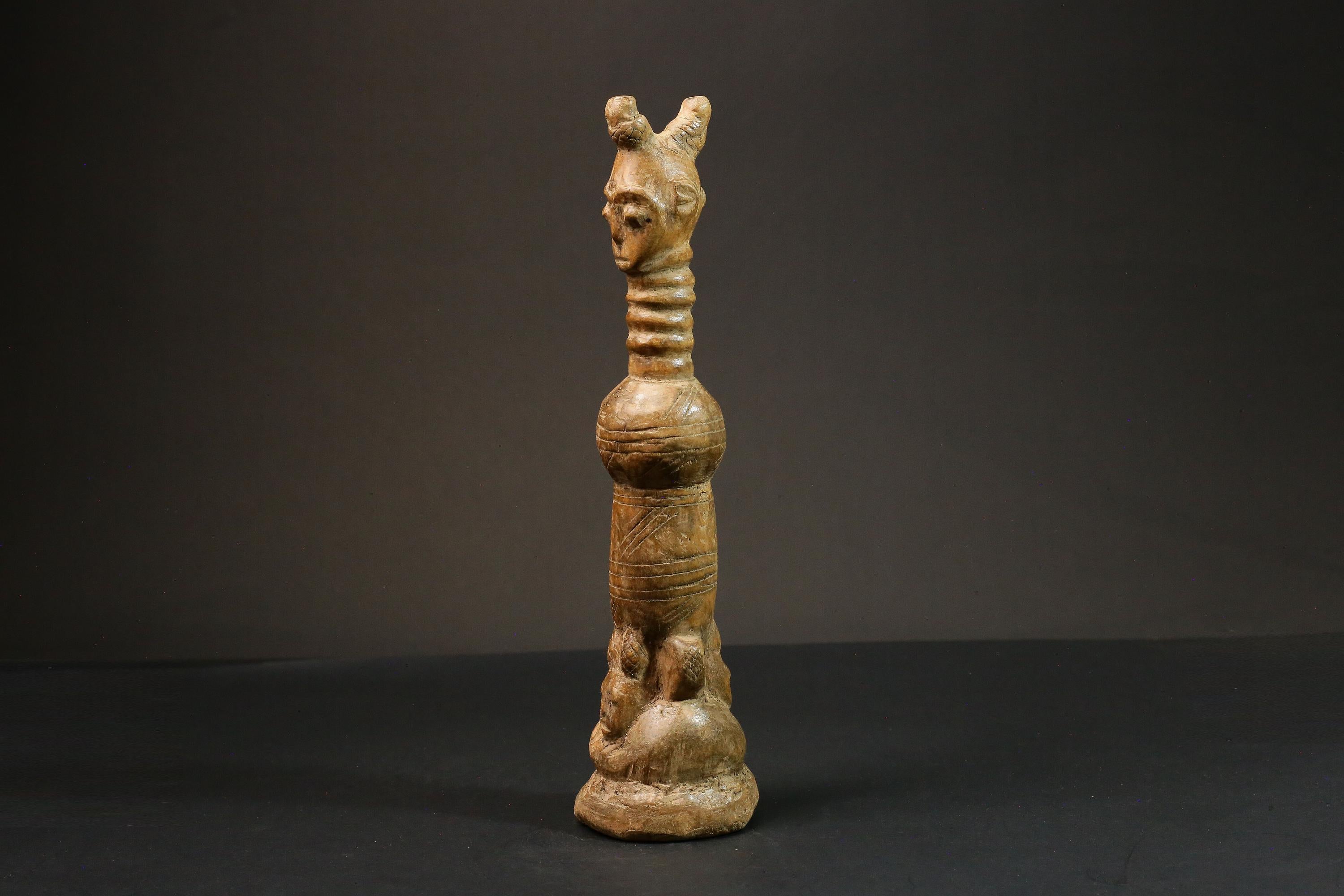 African statue wooden from one piece Statues Ritual fetish Suku sculpture-8997