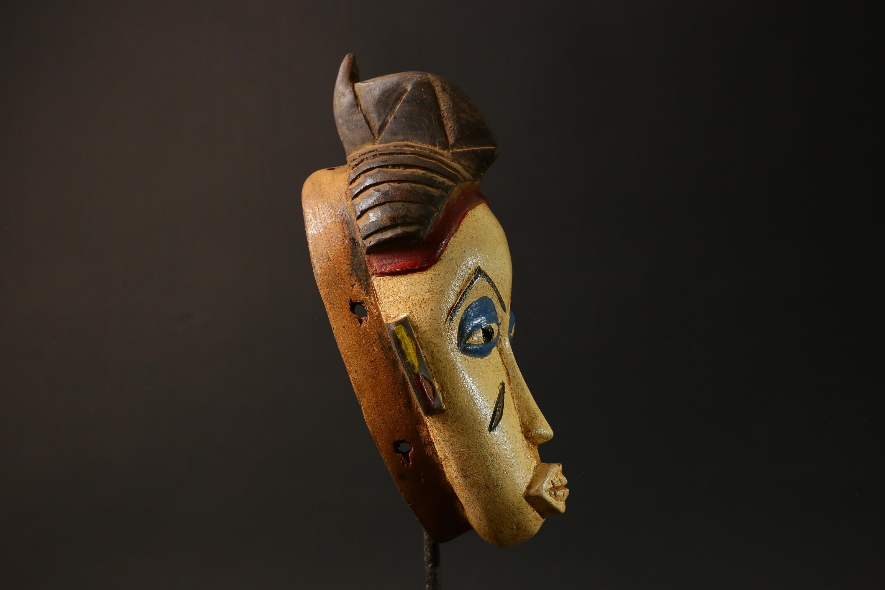 African Mask Traditional White Wood Guru Tribal Mask Celebrating Heritage Masks for wall-G3015