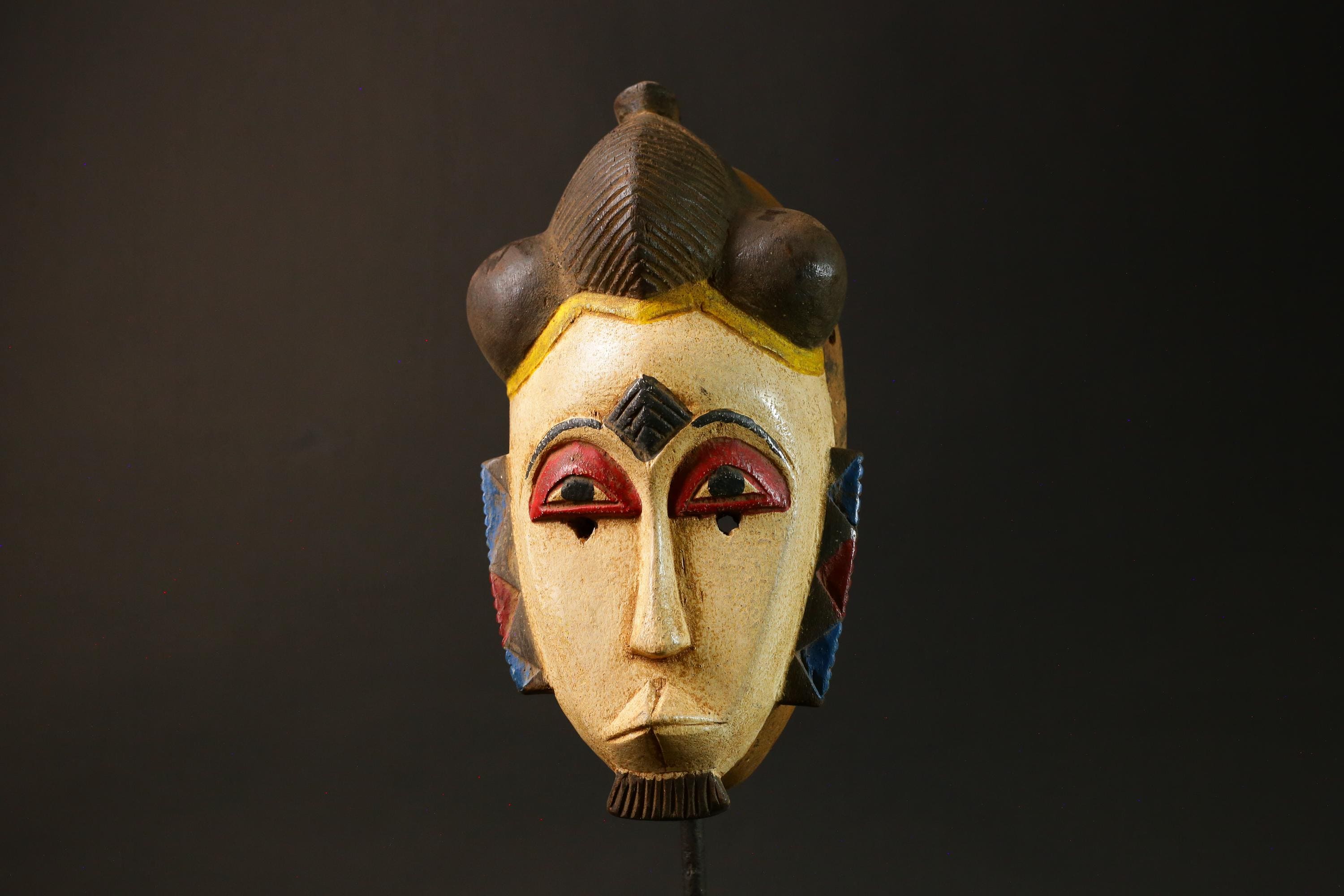 African Baule Antique Mask Handcrafted White Wood Wall Hanging Decor Masks for wall-G3044