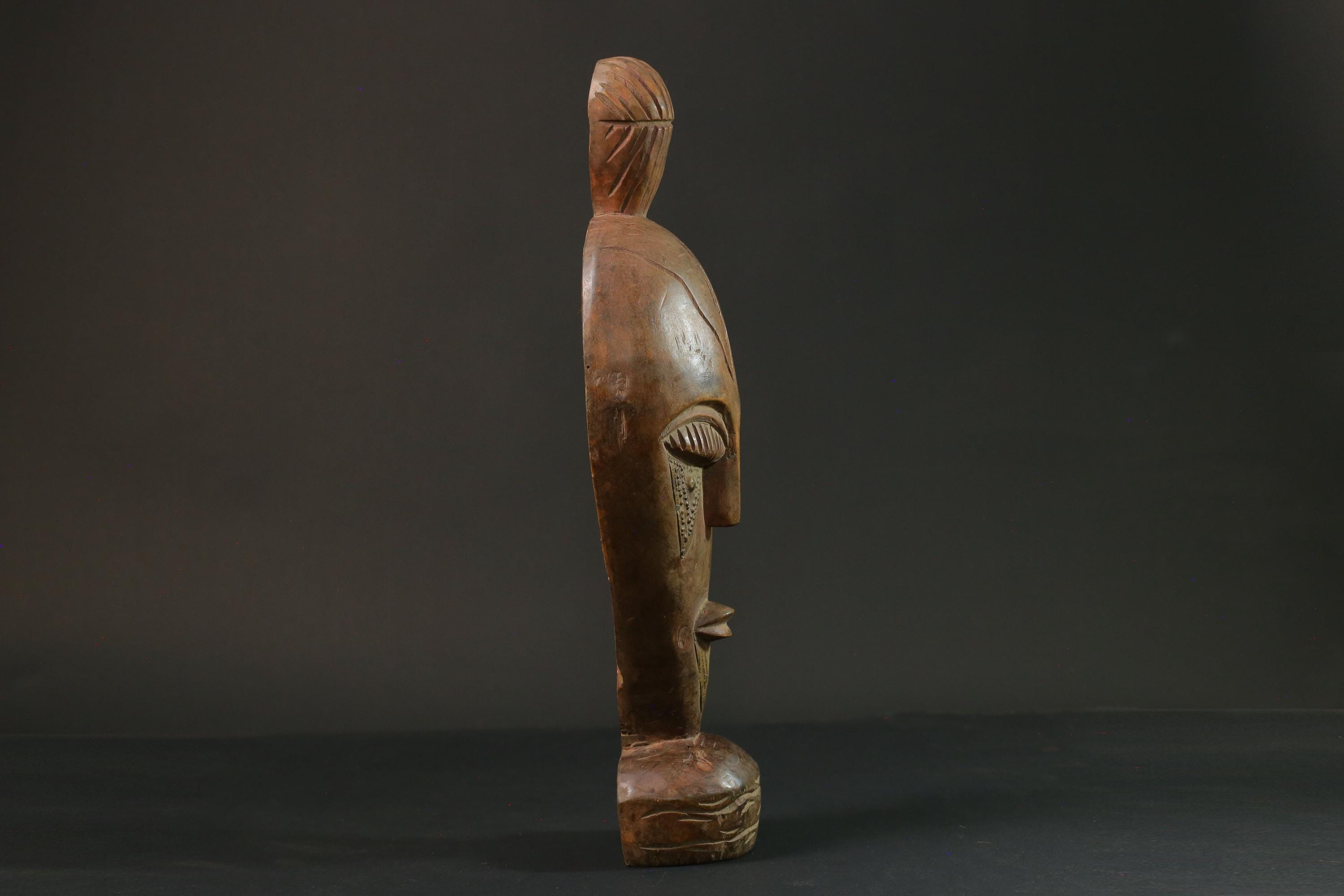 African Wooden Hand Statue Vintage Wall Masks Hanging Masks Mbole Statue 539