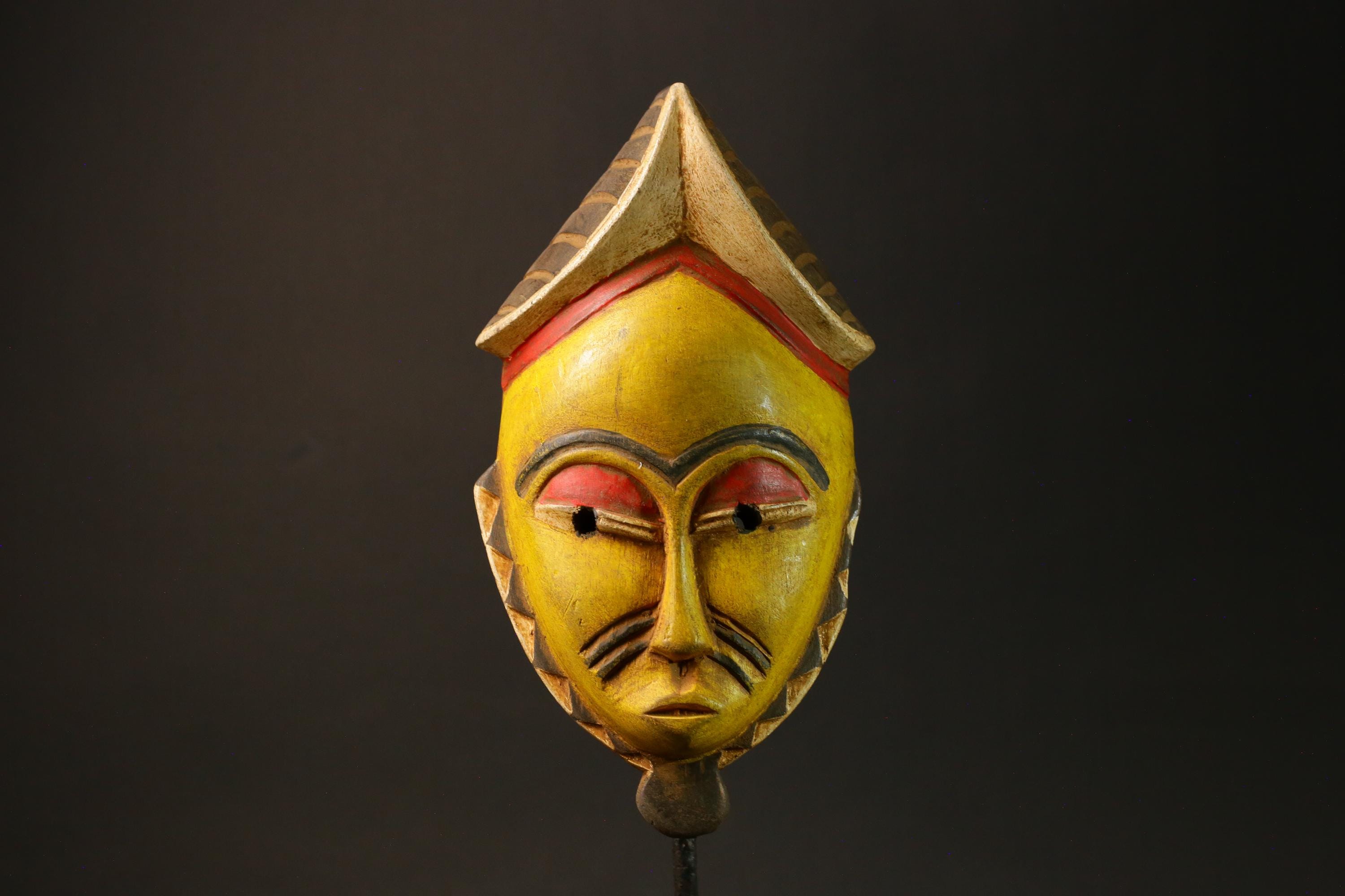African Goro Baule Mask Hand-Carved Yellow Wood Wall Hanging Decor Masks for wall-G3055