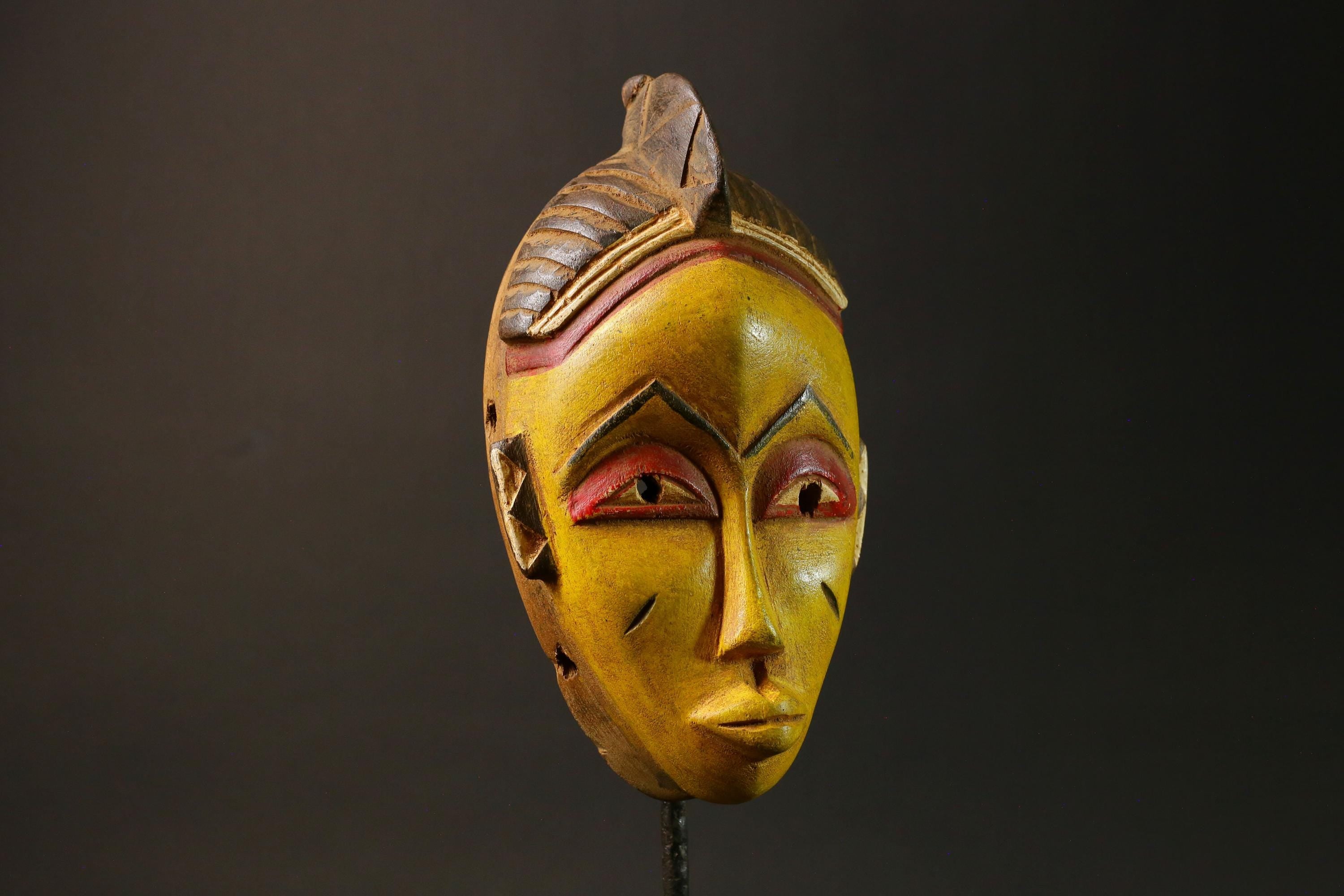 African Guro Mask Vintage Hand-Carved Yellow Wood Baule Tribe Wall Decor Masks for wall-G3059