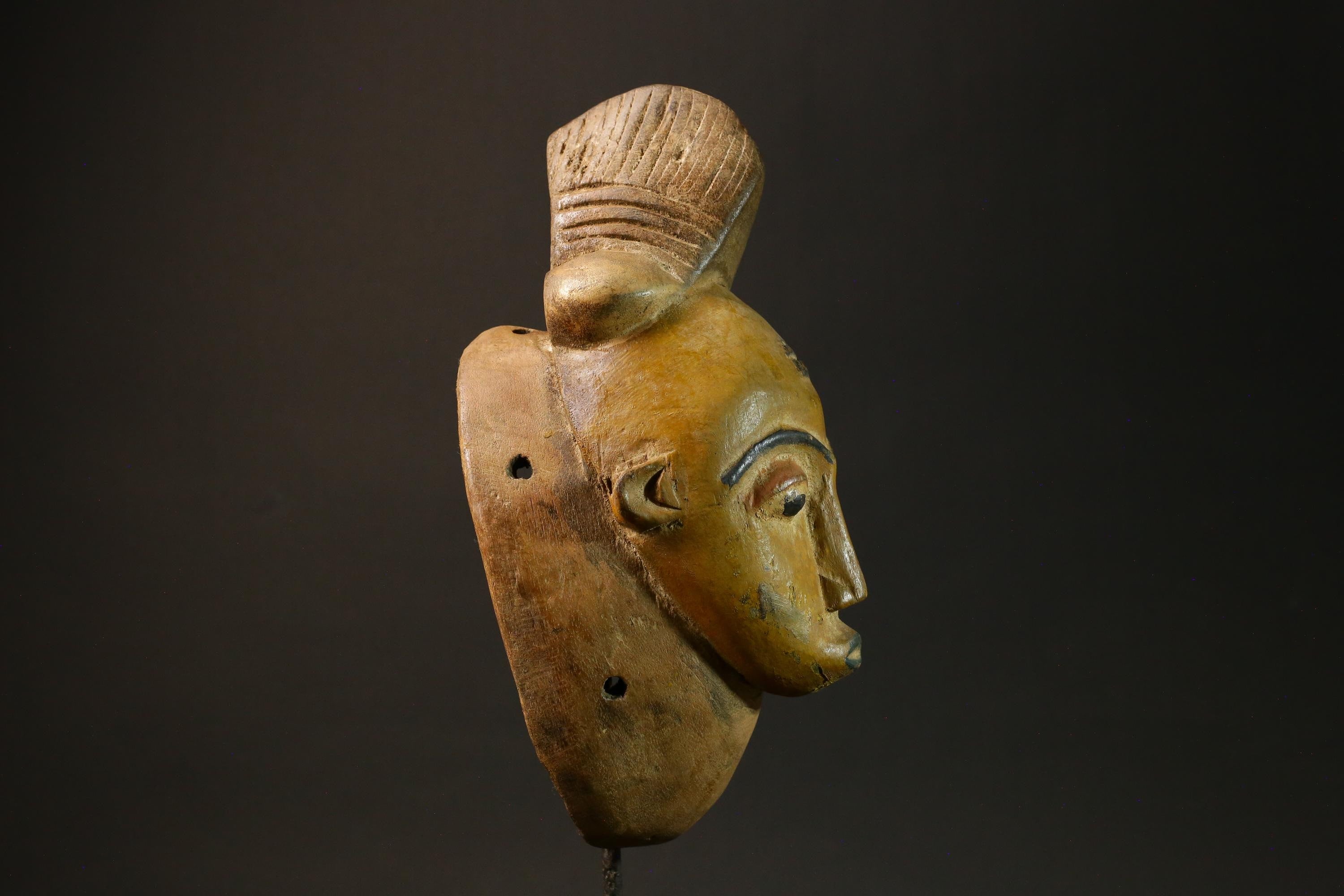 Vintage African Wooden Mask Hand-Carved Guro Gu Wall Décor for Home Masks for wall-4467
