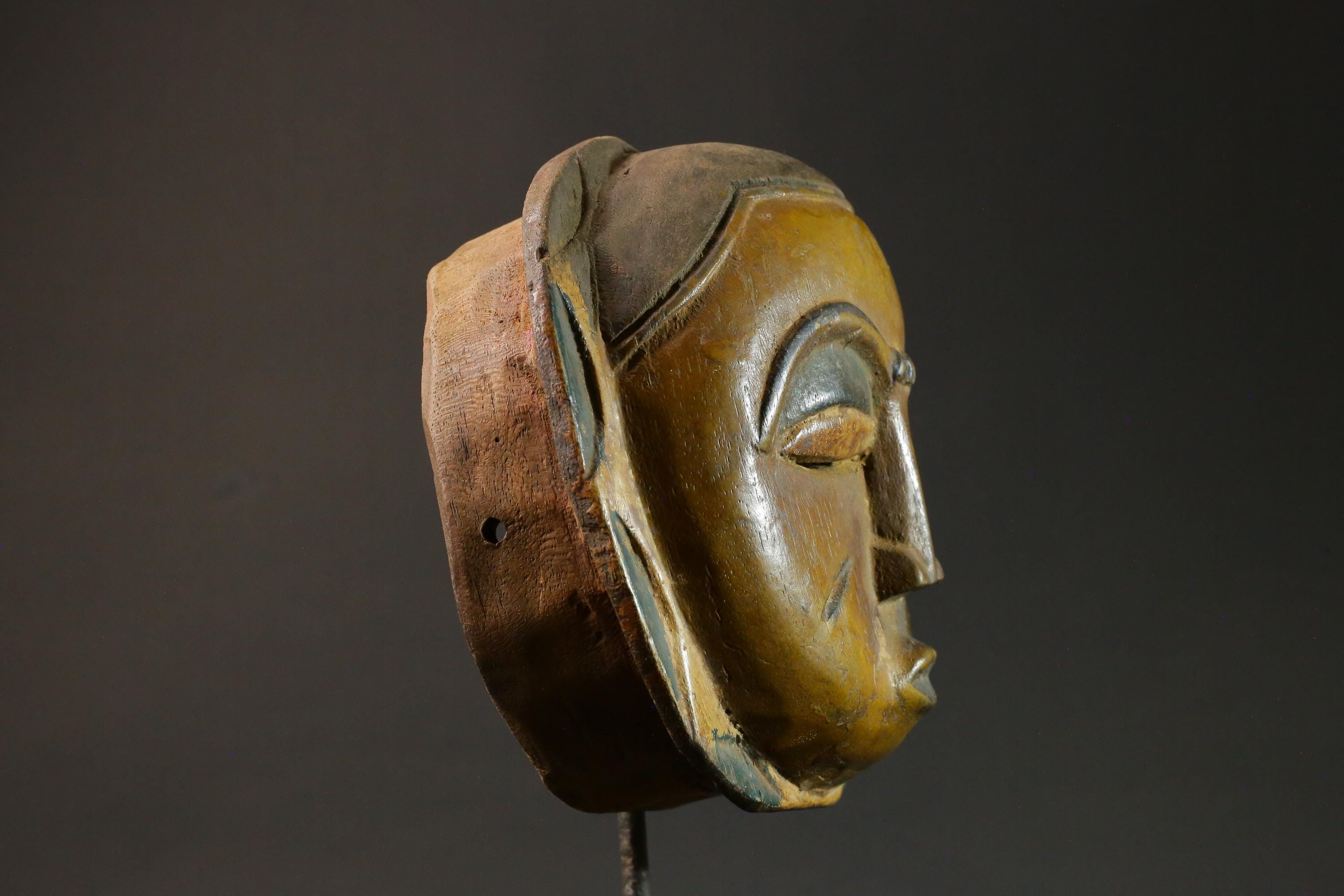 African Face Mask Baule Tribal Art Wooden Bete Guro Face Masks for wall-7568