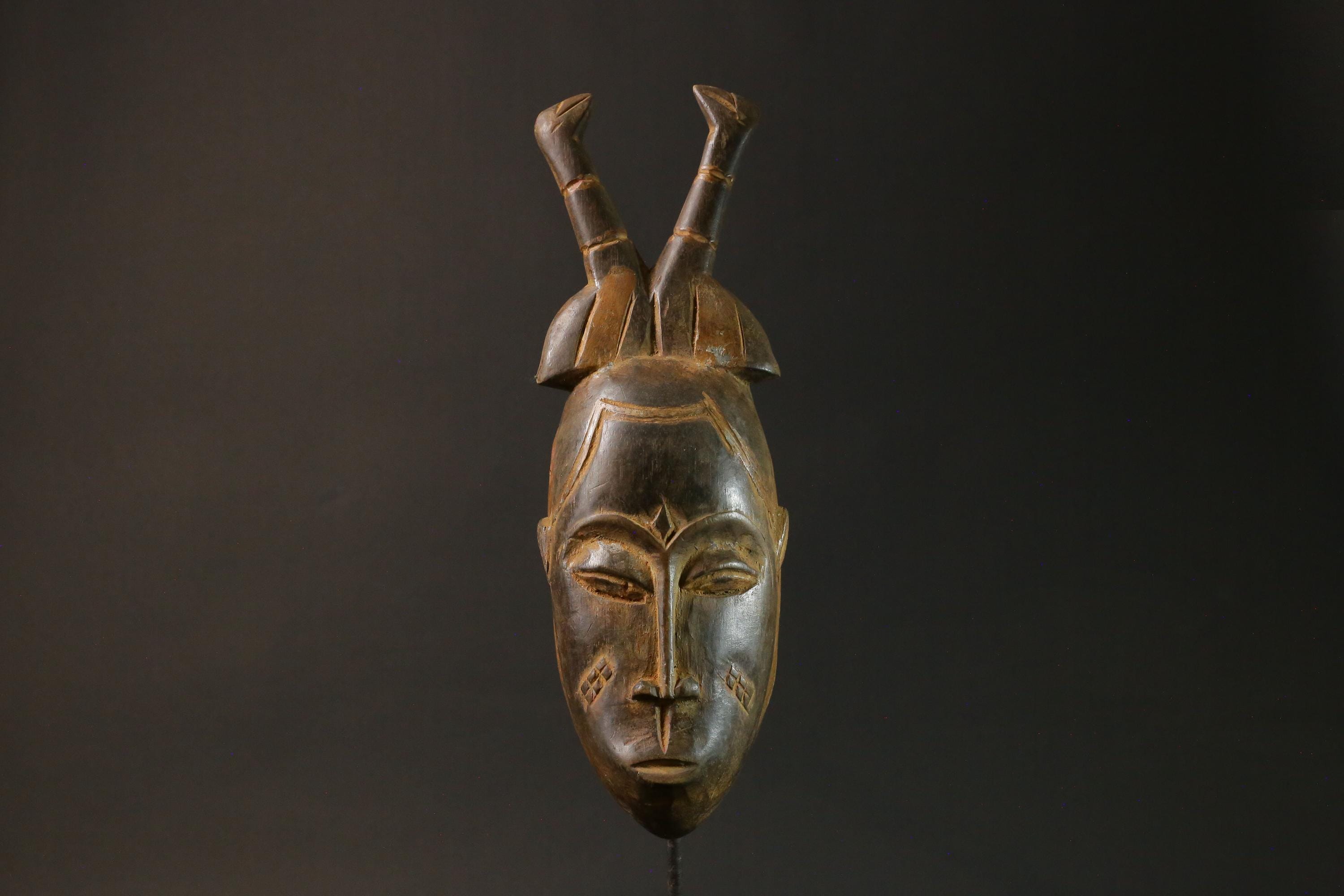 African mask Use tribal Baule Wall Hanging Primitive Art Collectibles Masks for wall-7634