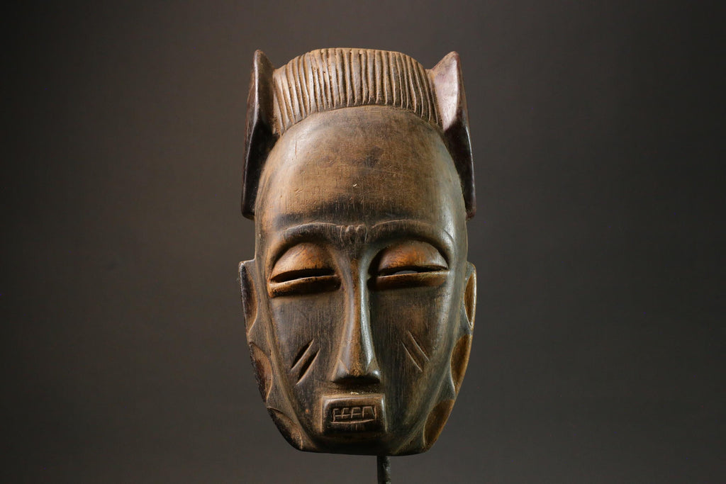 African Tribal Guro Wood masks Hand Carved Vintage Wood Hanging Masks for wall-7557