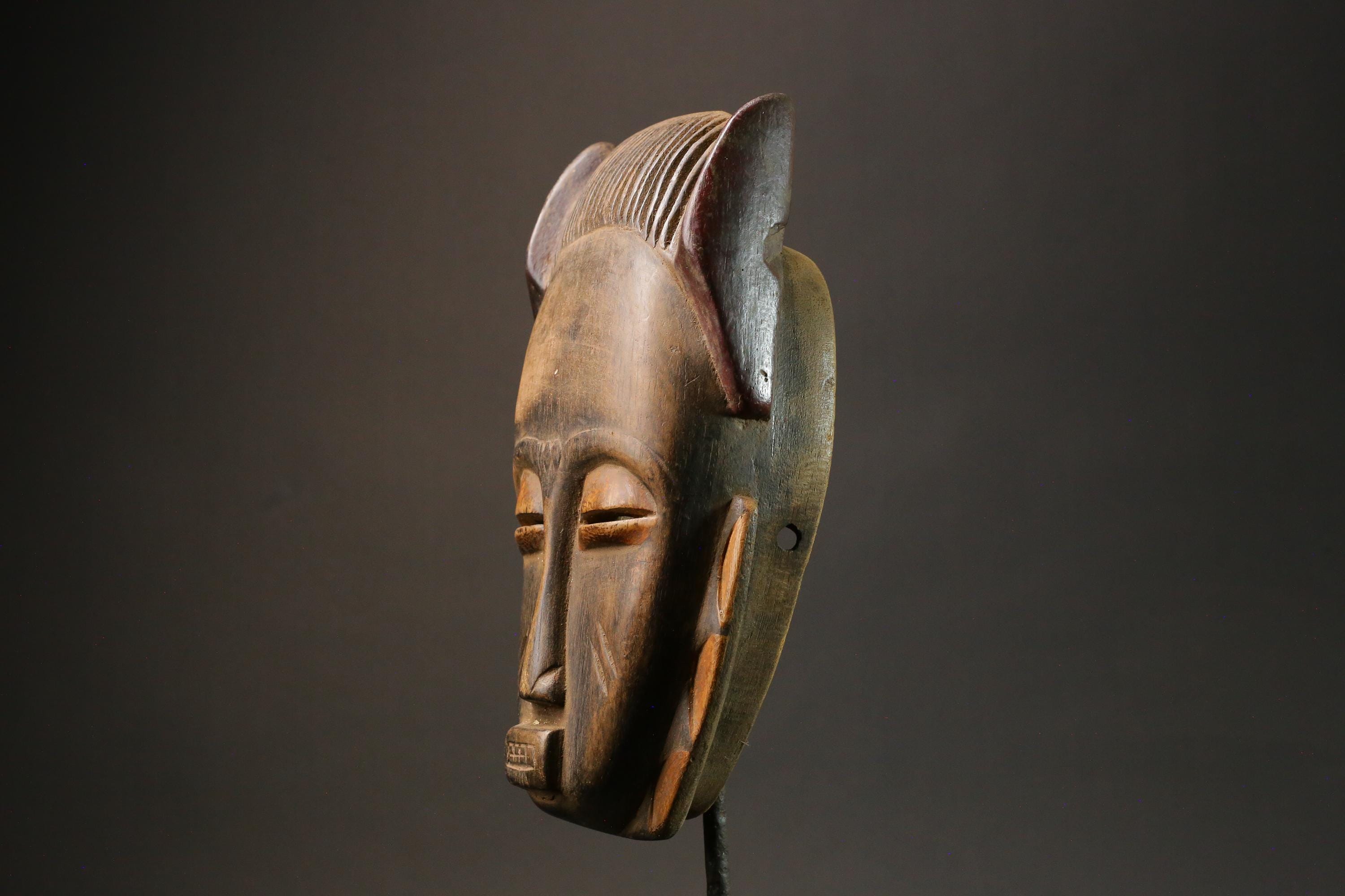 African Tribal Guro Wood masks Hand Carved Vintage Wood Hanging Masks for wall-7557