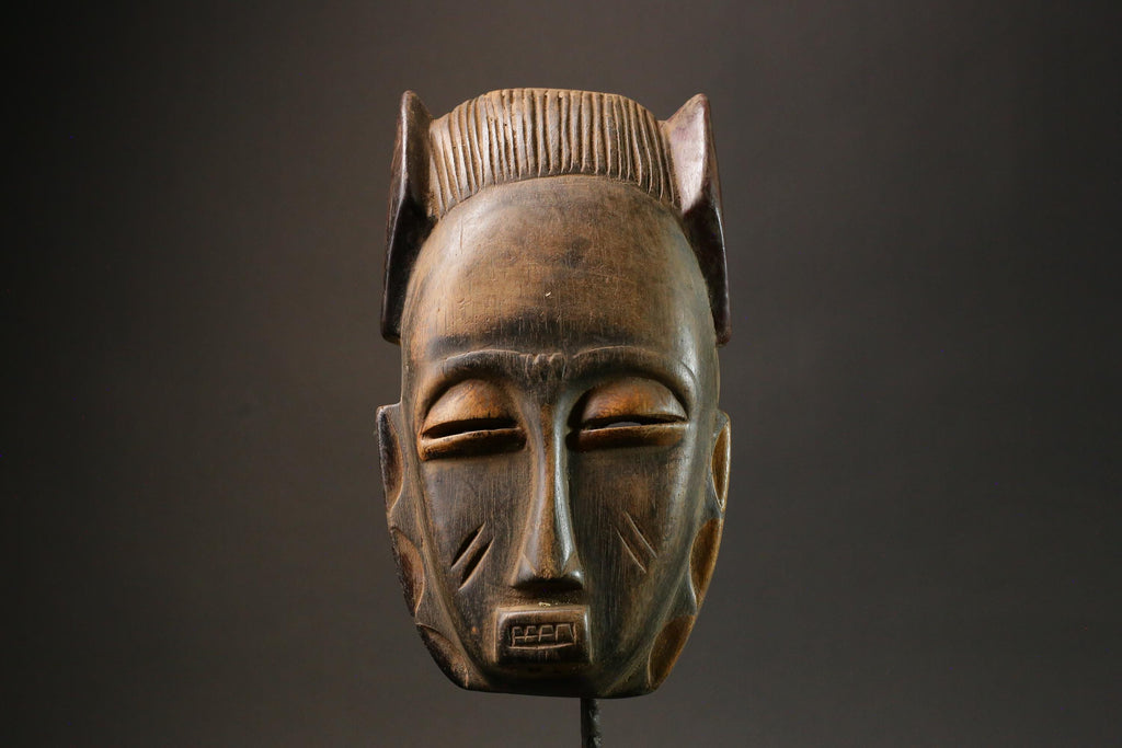 African Tribal Guro Wood masks Hand Carved Vintage Wood Hanging Masks for wall-7557