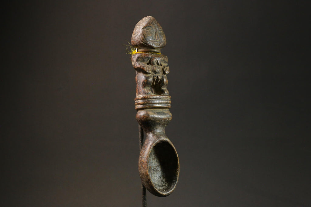 african statue wooden figure Mangbetu Spoon Mask Showcases Impeccable-7528
