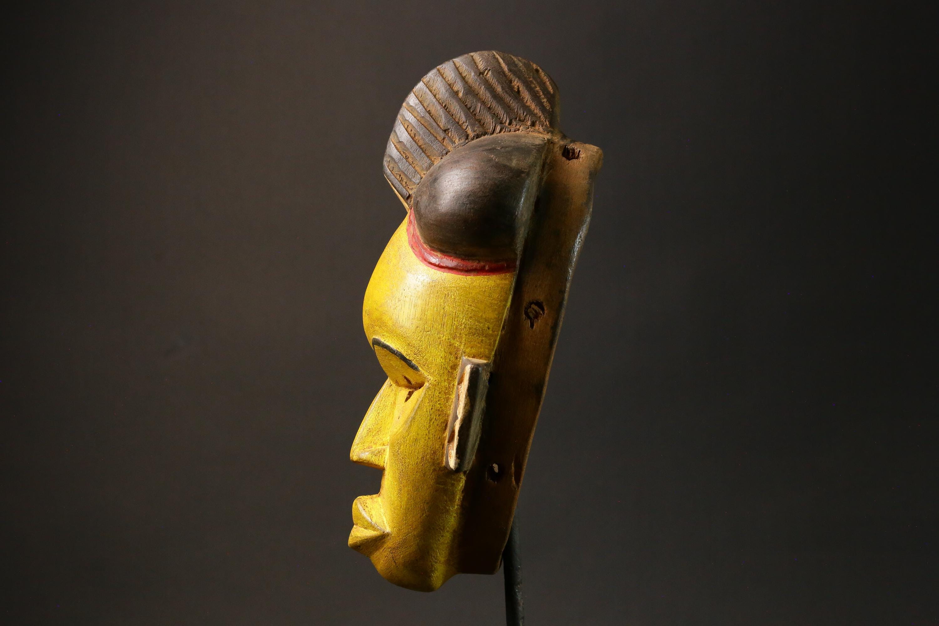 African Guro Baule carved Wall Hanging Traditional Vintage Wall Hanging Masks for wall-G2959