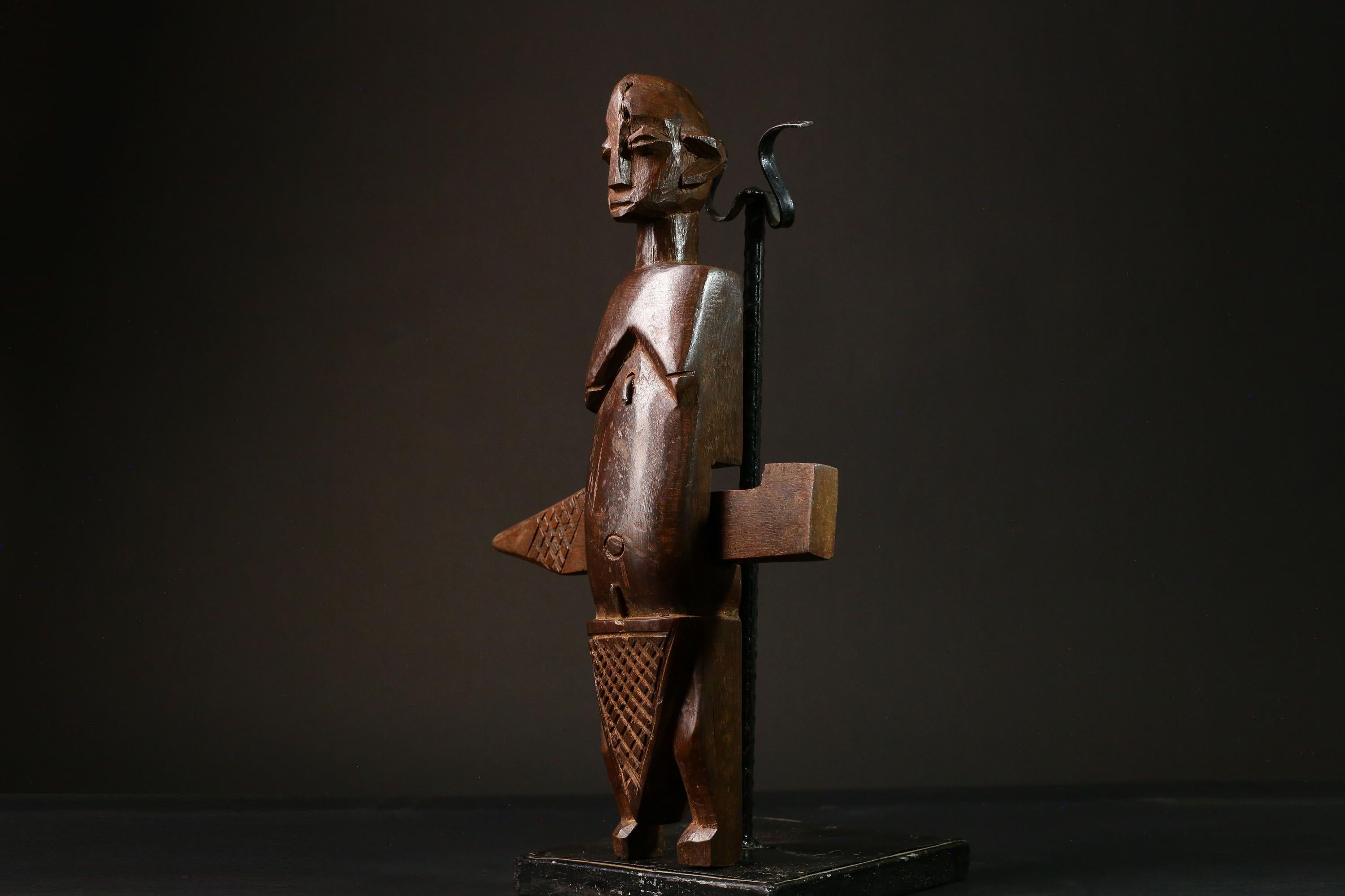 African Anthropomorphic Lock Art Wooden Figure Legs Geometric Design Piece Figure primitive decor -G3211