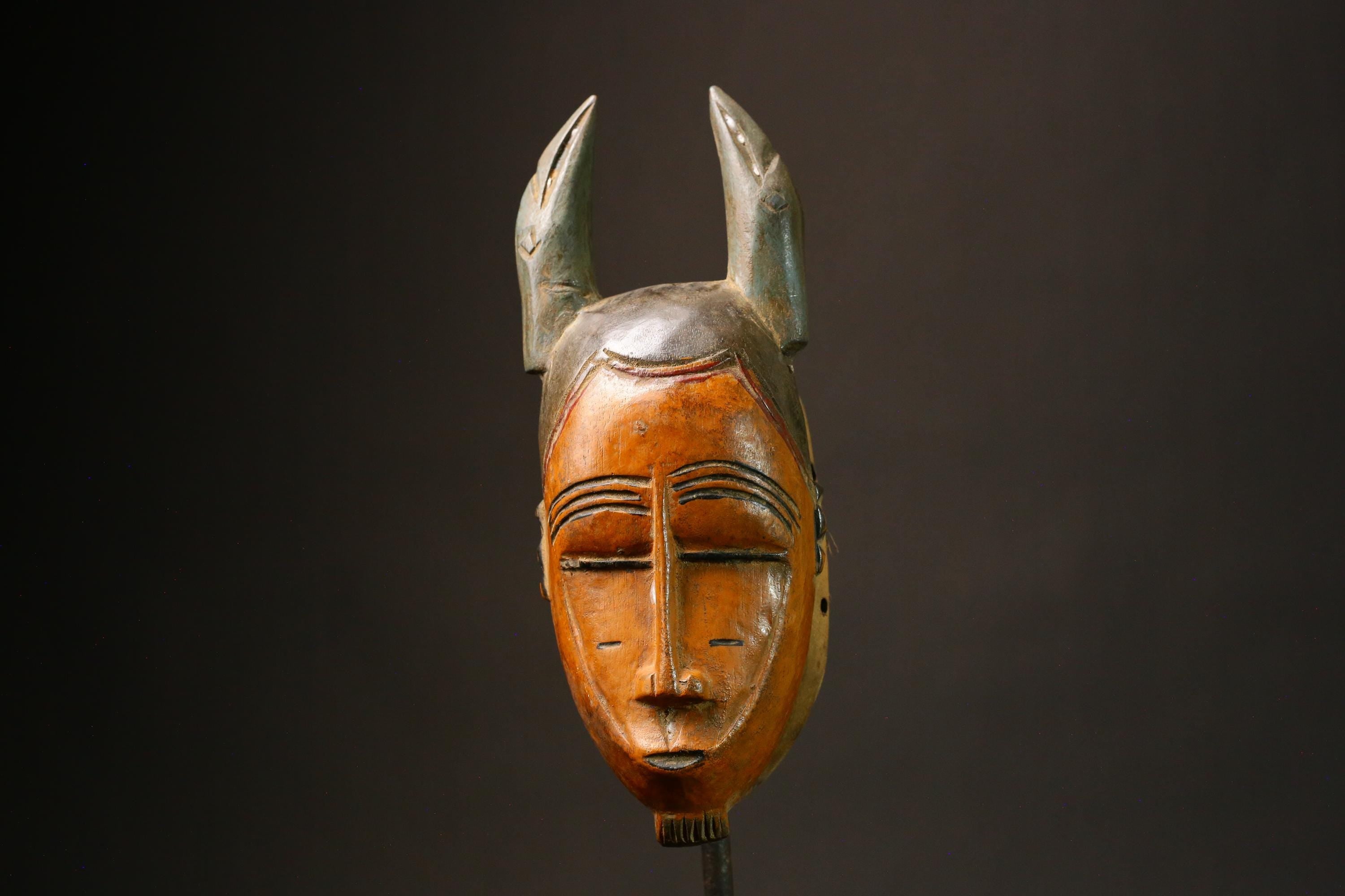 African mask primitive art Hand-Carved Guro Mask Antique African Tribal Art Decor West African Face 9229