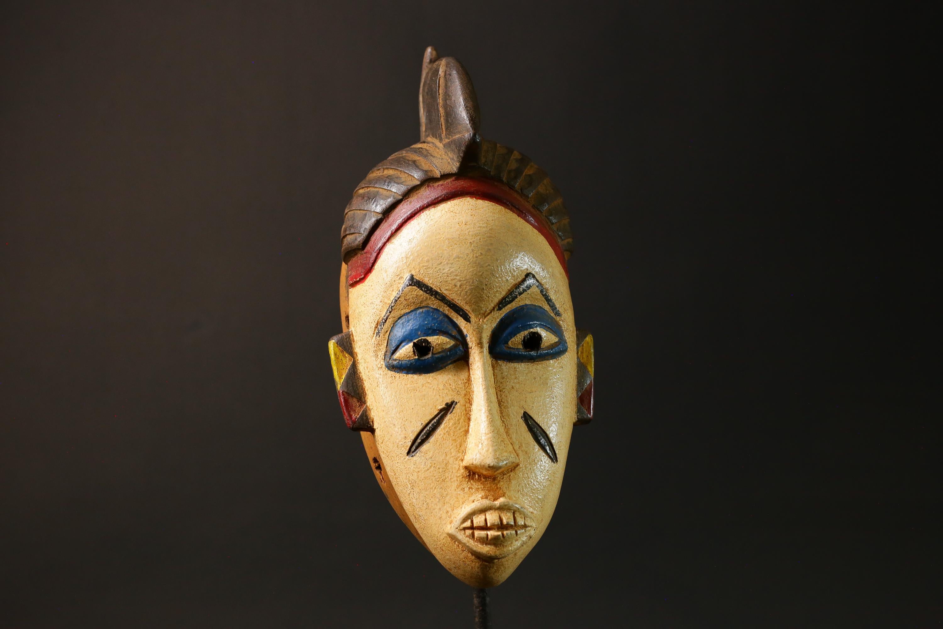 African Mask Traditional White Wood Guru Tribal Mask Celebrating Heritage Masks for wall-G3015