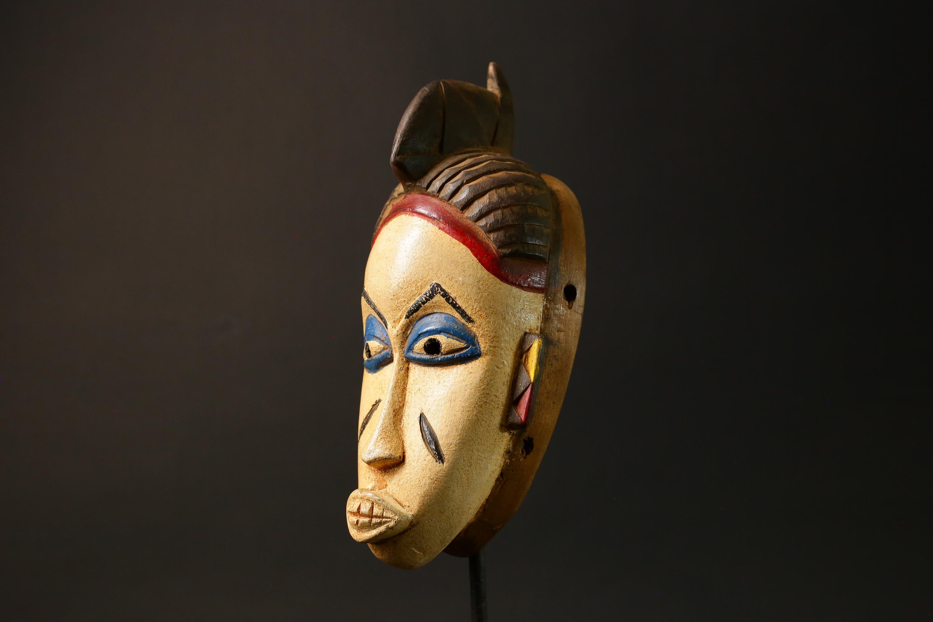 African Mask Traditional White Wood Guru Tribal Mask Celebrating Heritage Masks for wall-G3015