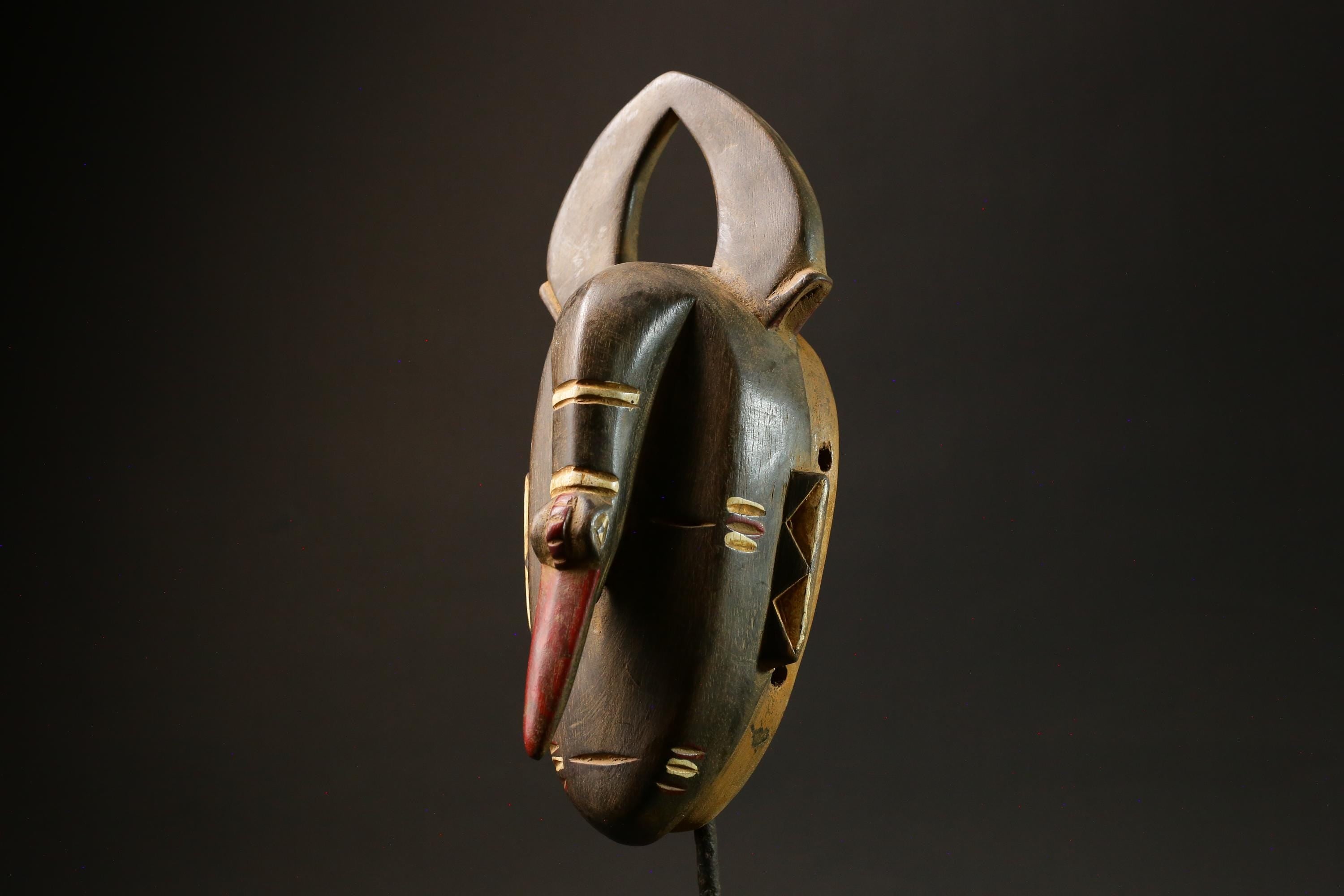 African Mask Traditional Brown Wooden Guru Mask with Elephant Nose Motif Masks for wall-G3022