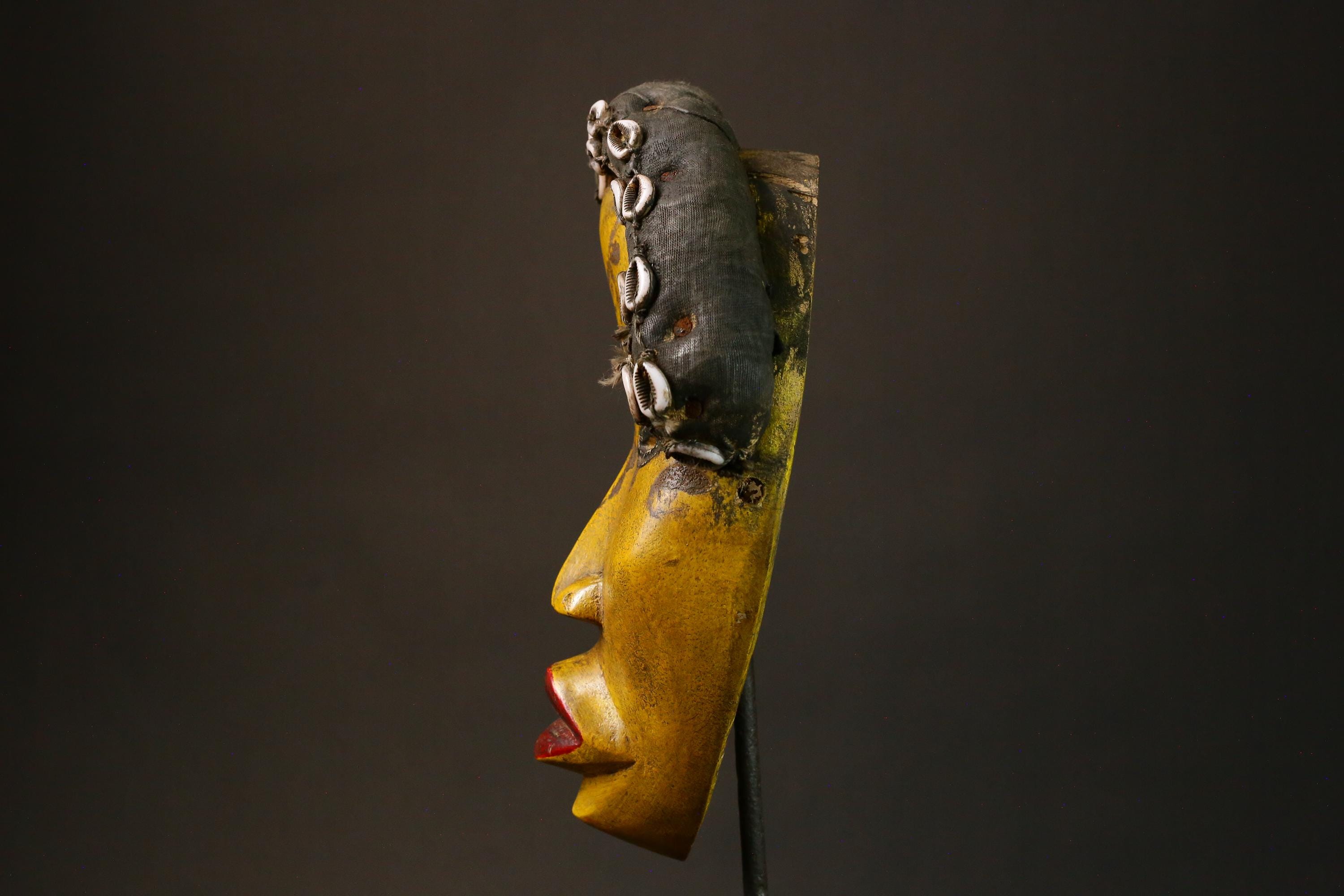 African Authent Zakpai Mask Handcrafted Tribal Art from Côte d'Ivoire and Liberia Unique Wall Decor Piece for Home Display - G3277