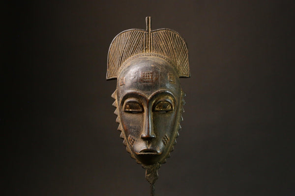 African mask Vintage Guro Mask Hand-Carved Wooden Tribal Art Face Mask Unique Home Decor Authentic Collectible Piece for Display - 2153