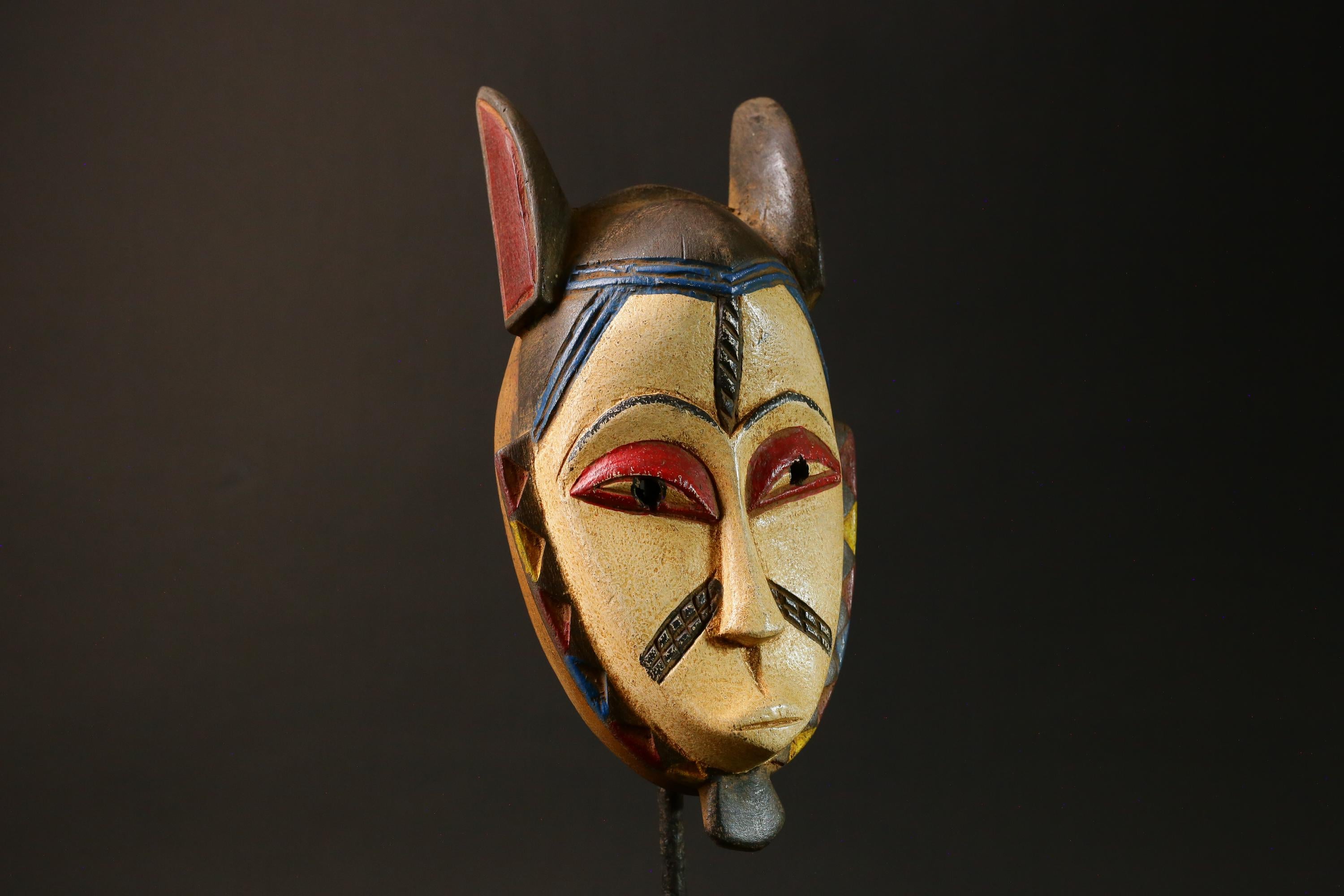 African Goro Baule Mask Hand-Carved White Wood Wall Hanging Decor Masks for wall-G3054