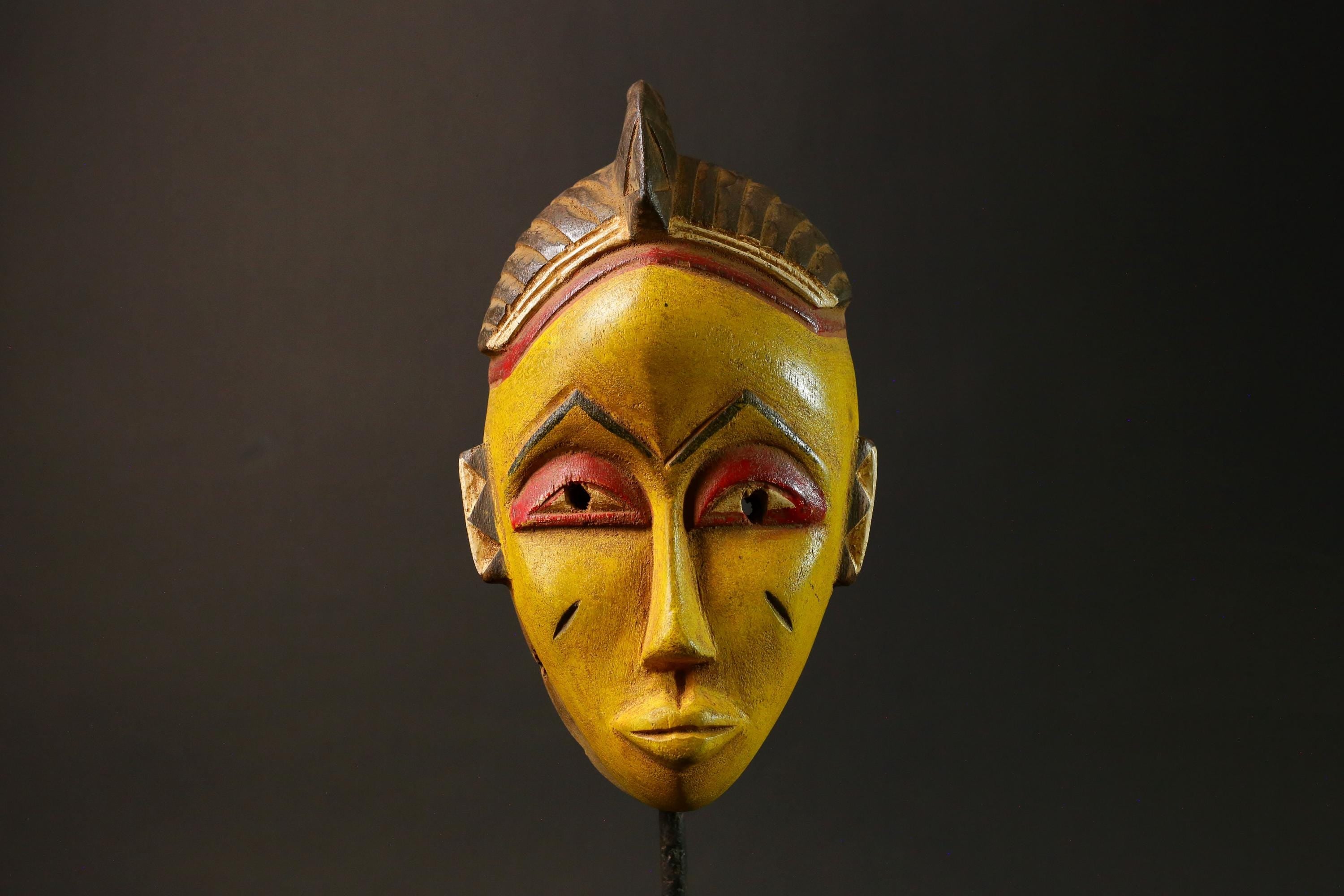 African Guro Mask Vintage Hand-Carved Yellow Wood Baule Tribe Wall Decor Masks for wall-G3059