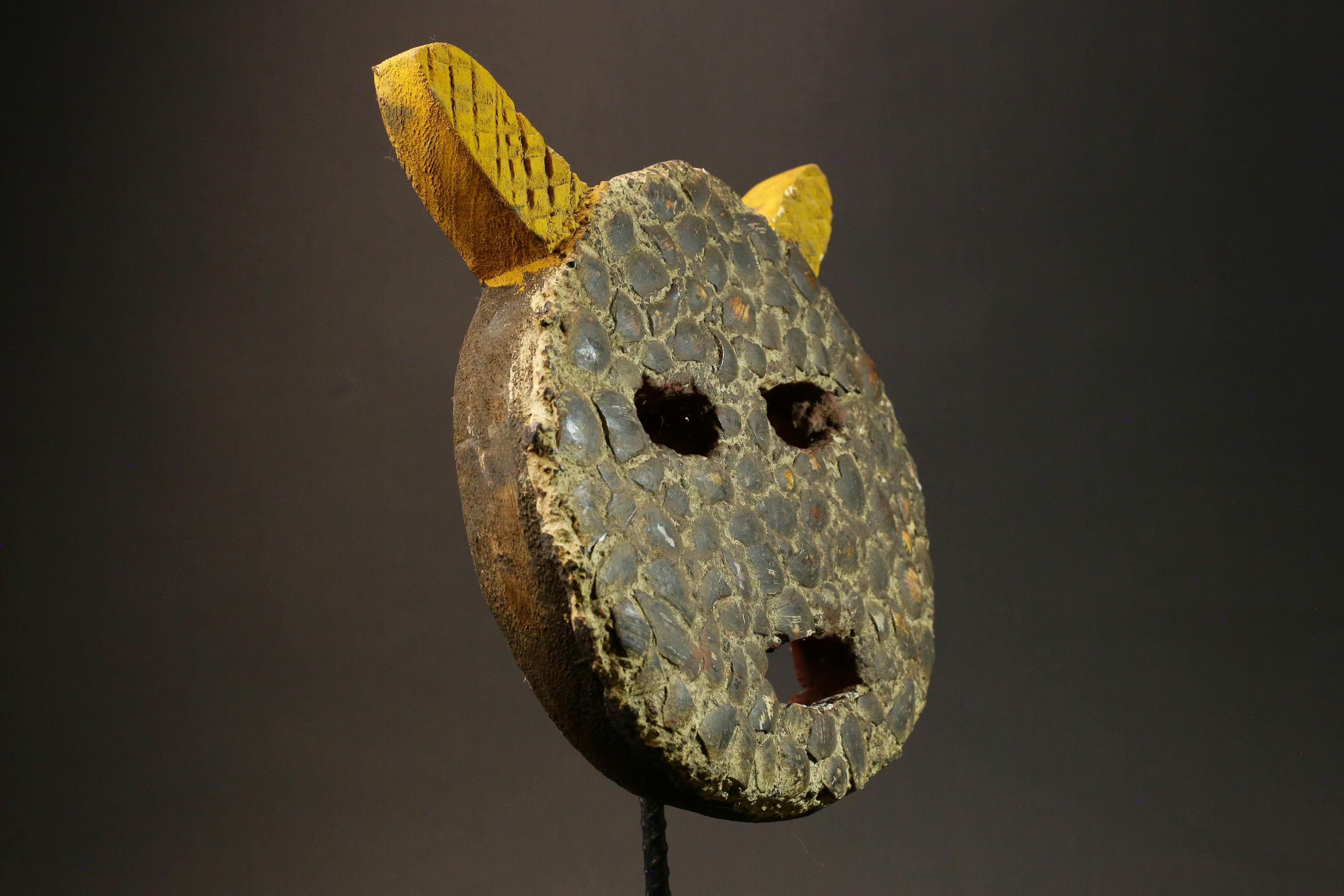 Authentic African Goli Tribe Mask - Handcrafted Wooden Wall Hanging Decor Masks for wall-G1441