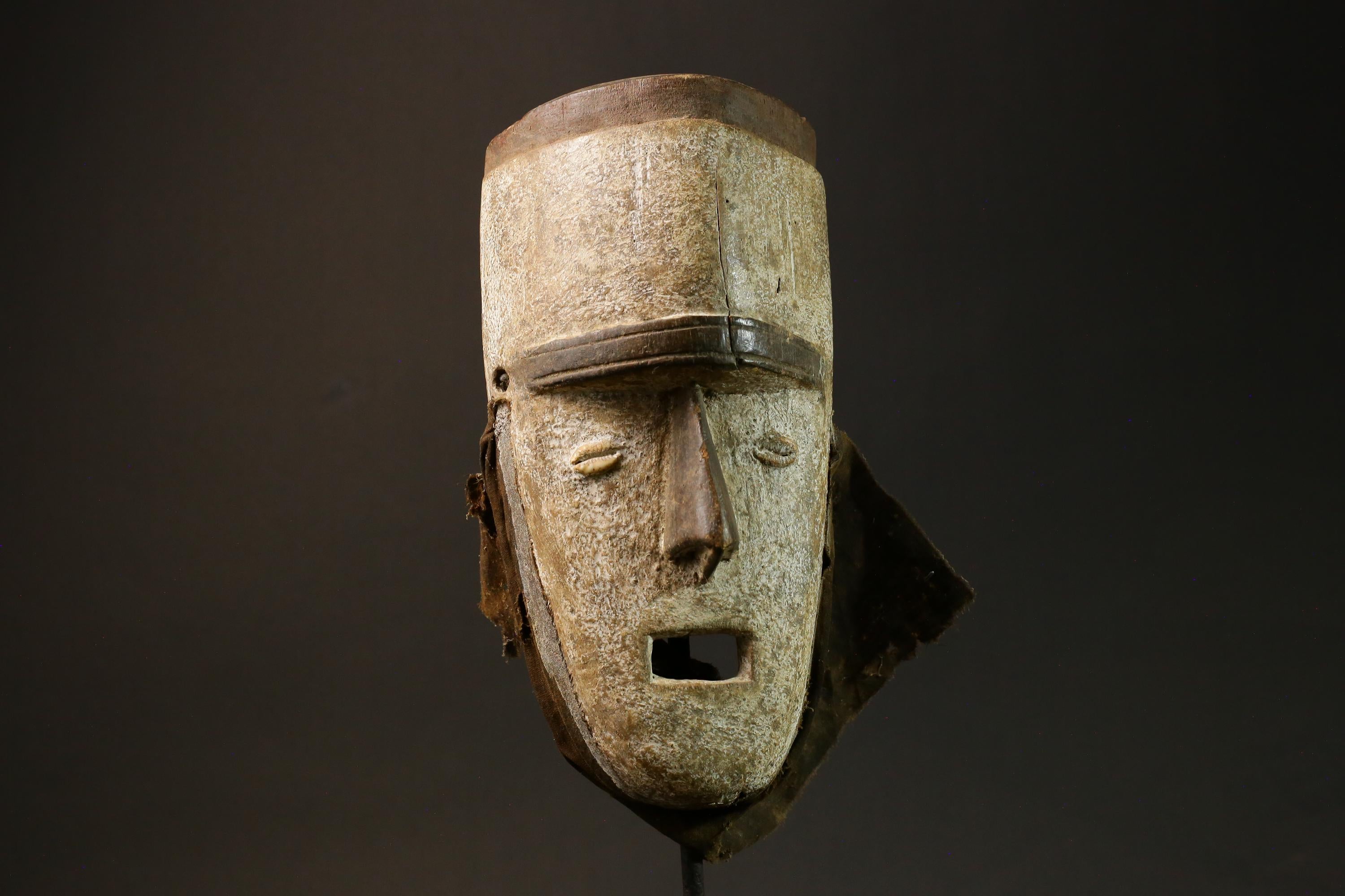 African Vintage Tribal Mask - Hand-Carved Wood Fang Kumu Wall Hanging-6265