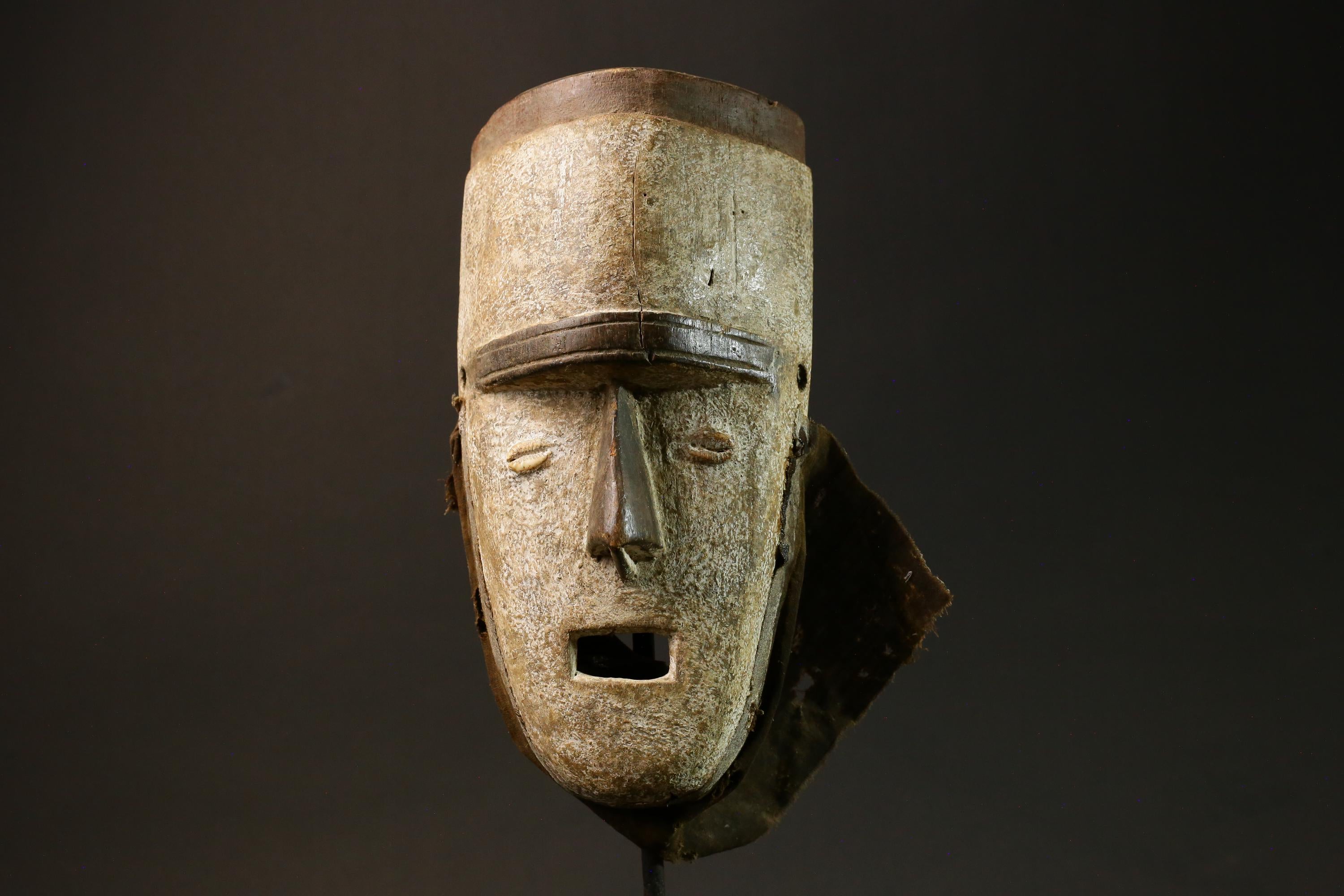 African Vintage Tribal Mask - Hand-Carved Wood Fang Kumu Wall Hanging-6265