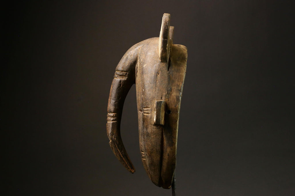 African Guro Mask - Handmade Carved Wood Wall Hanging with Elephant Nose Masks for wall-9120