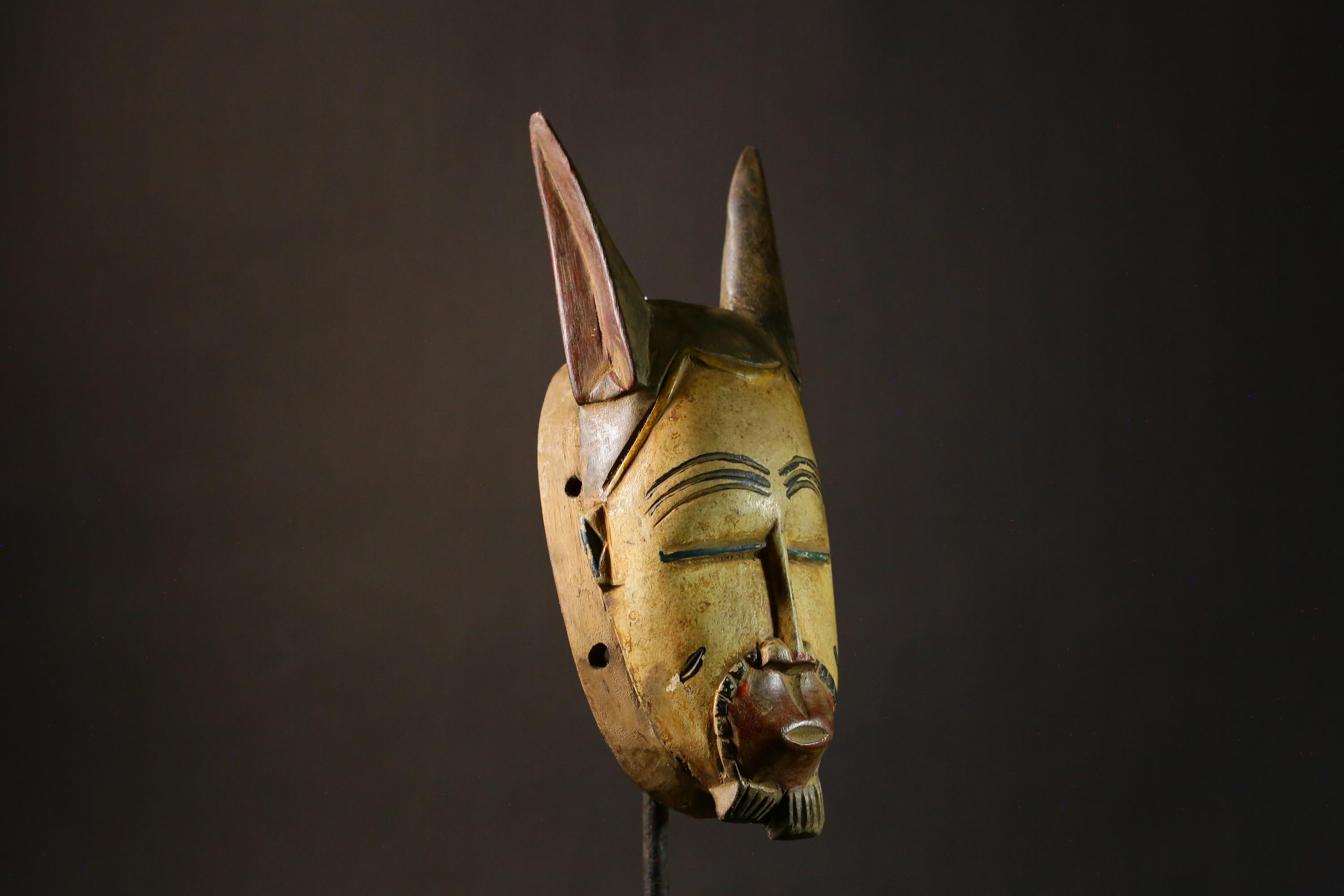African Masks Rare Antique Guro Tribal Masks Vintage Carved Wood Wall Art Ethnic Home Decor Collectibles Handcrafted Wooden Masks-9385