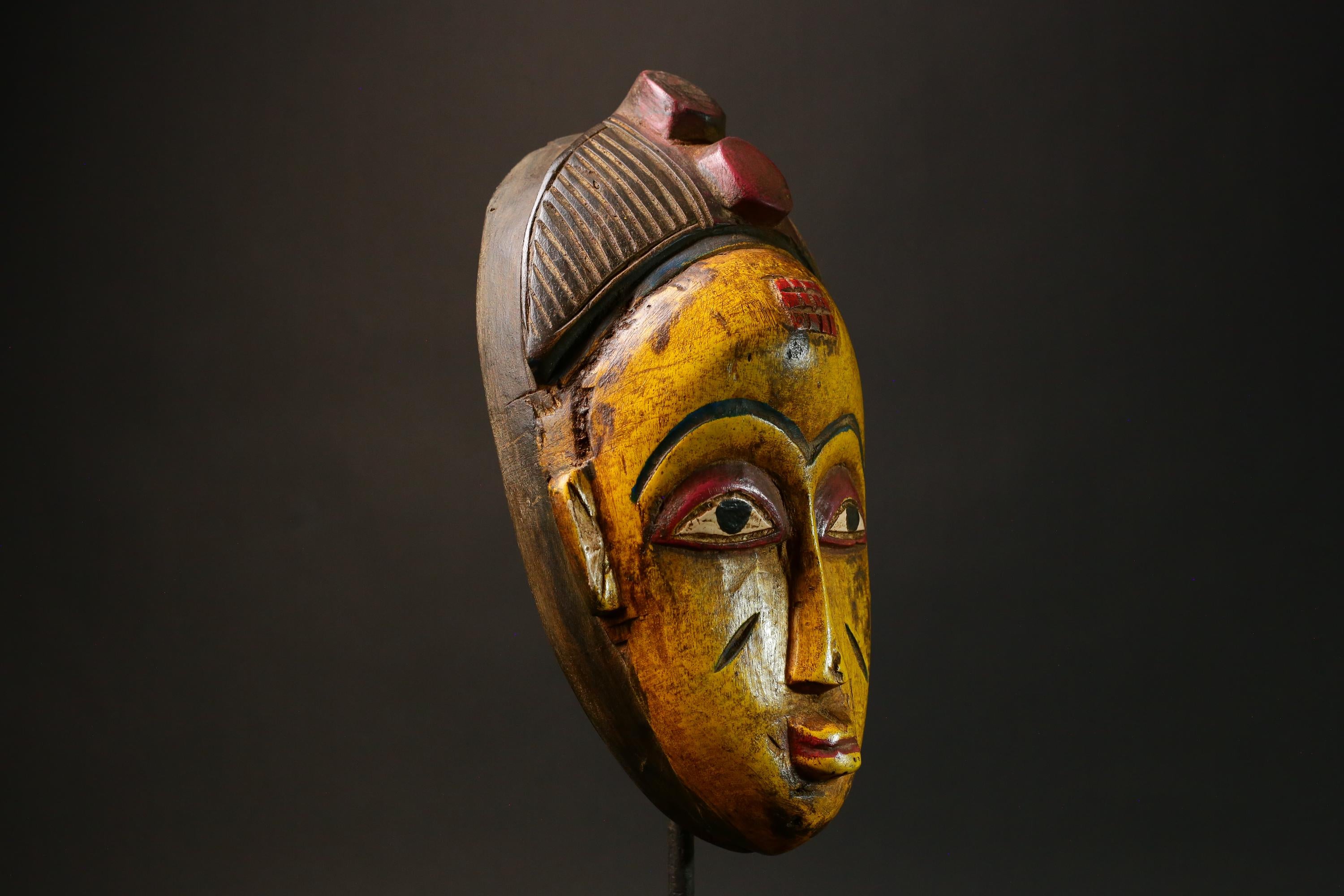 African Vintage African Baule Mask - Hand-Carved Wooden Figure for Unique Wall Decor - Authentic Ethnic Art Piece for Home Decor - G3161
