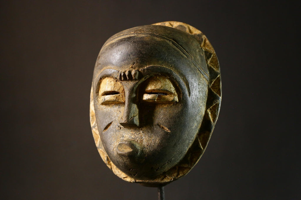 African mask Gugu Tribe African Mask The Face of the Sun Unique Cultural Collectible Art Piece 4928