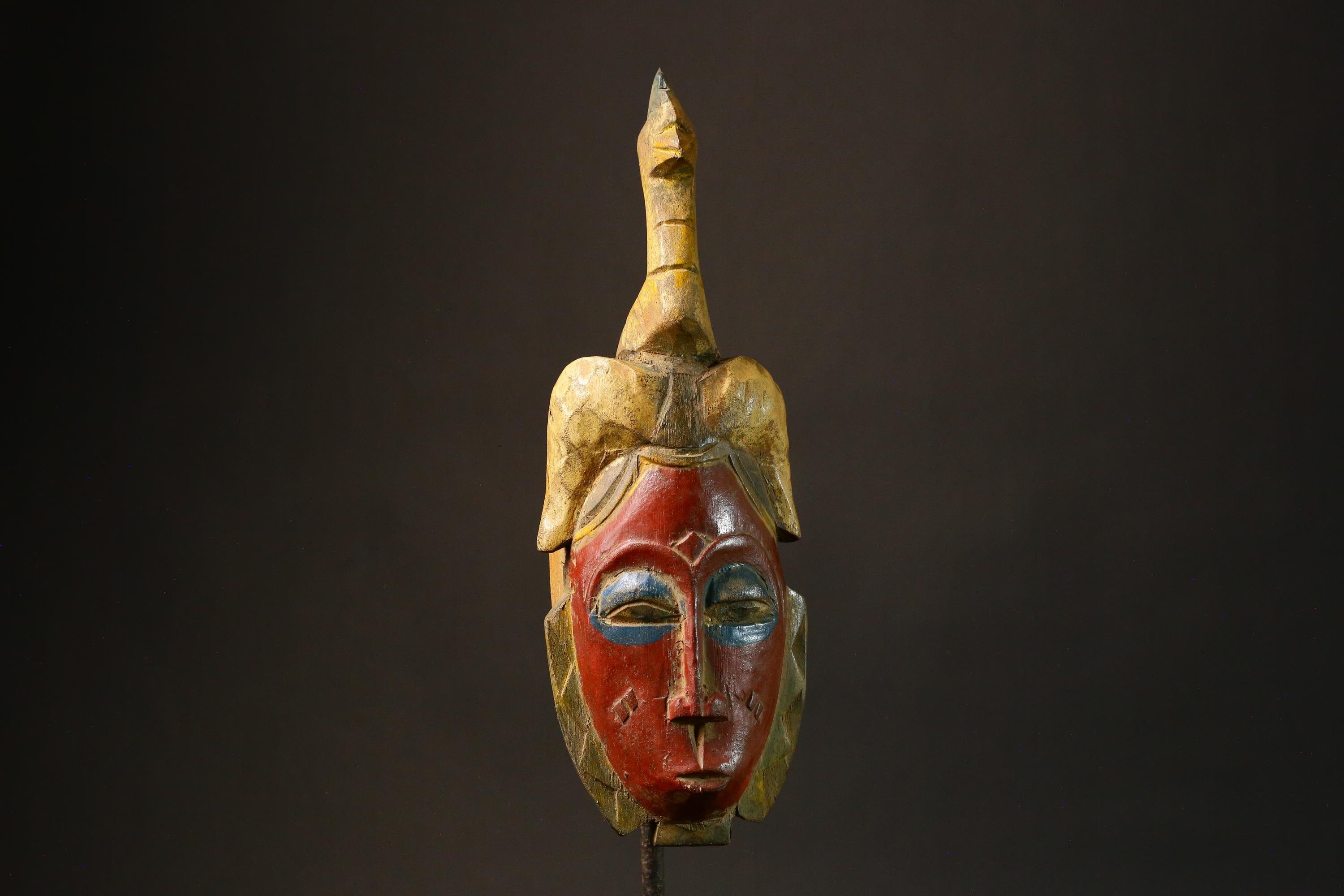 Authentic African Vintage Hand-Carved Wooden Tribal Art Face Mask - Unique Guro Baule Decor for Home - Ethnic Wall Art Piece - 9214