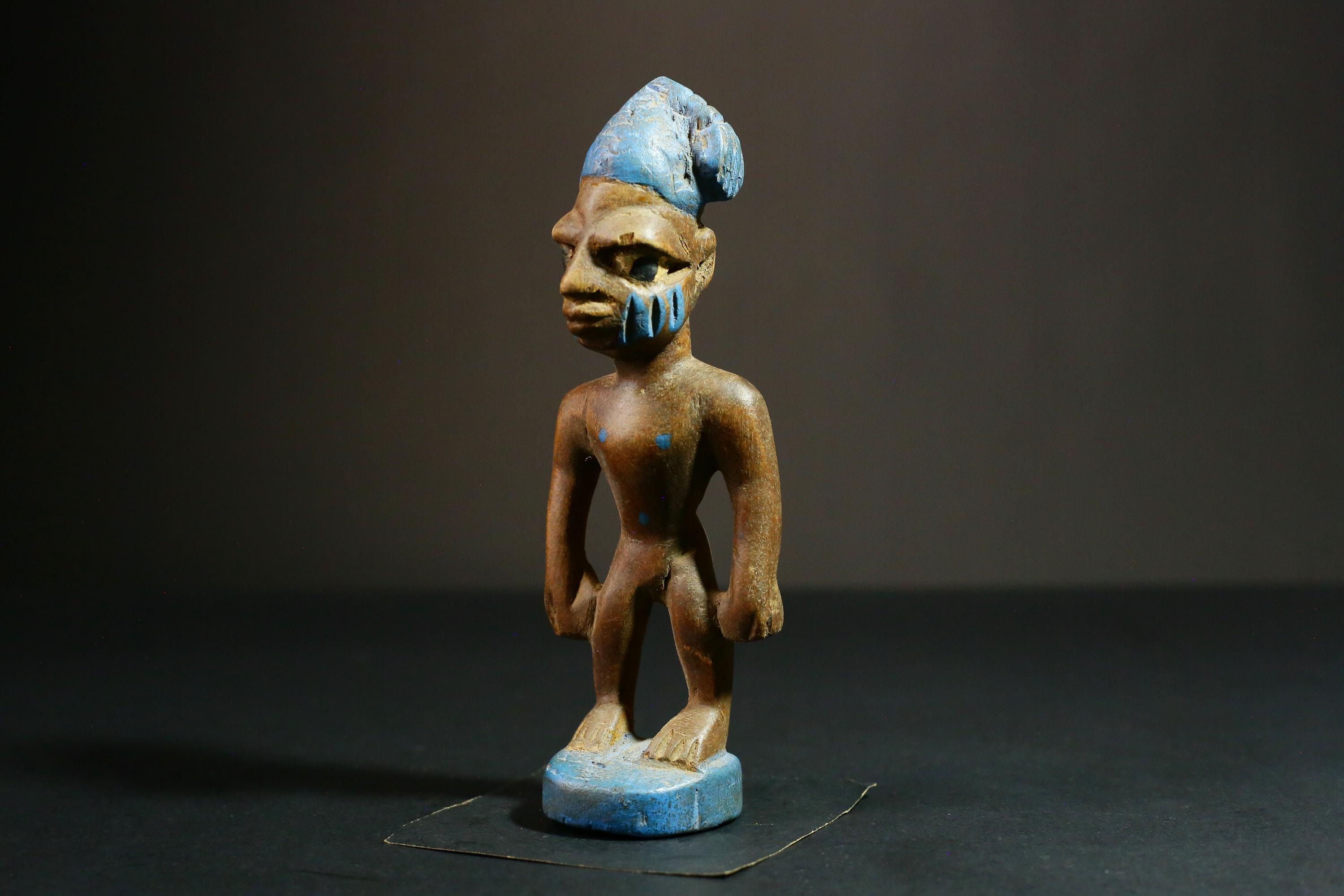 African statue wooden Yoruba Tribal Art, Unique Hand Carved Wooden Statue, Authentic Collectible Decor - 6539