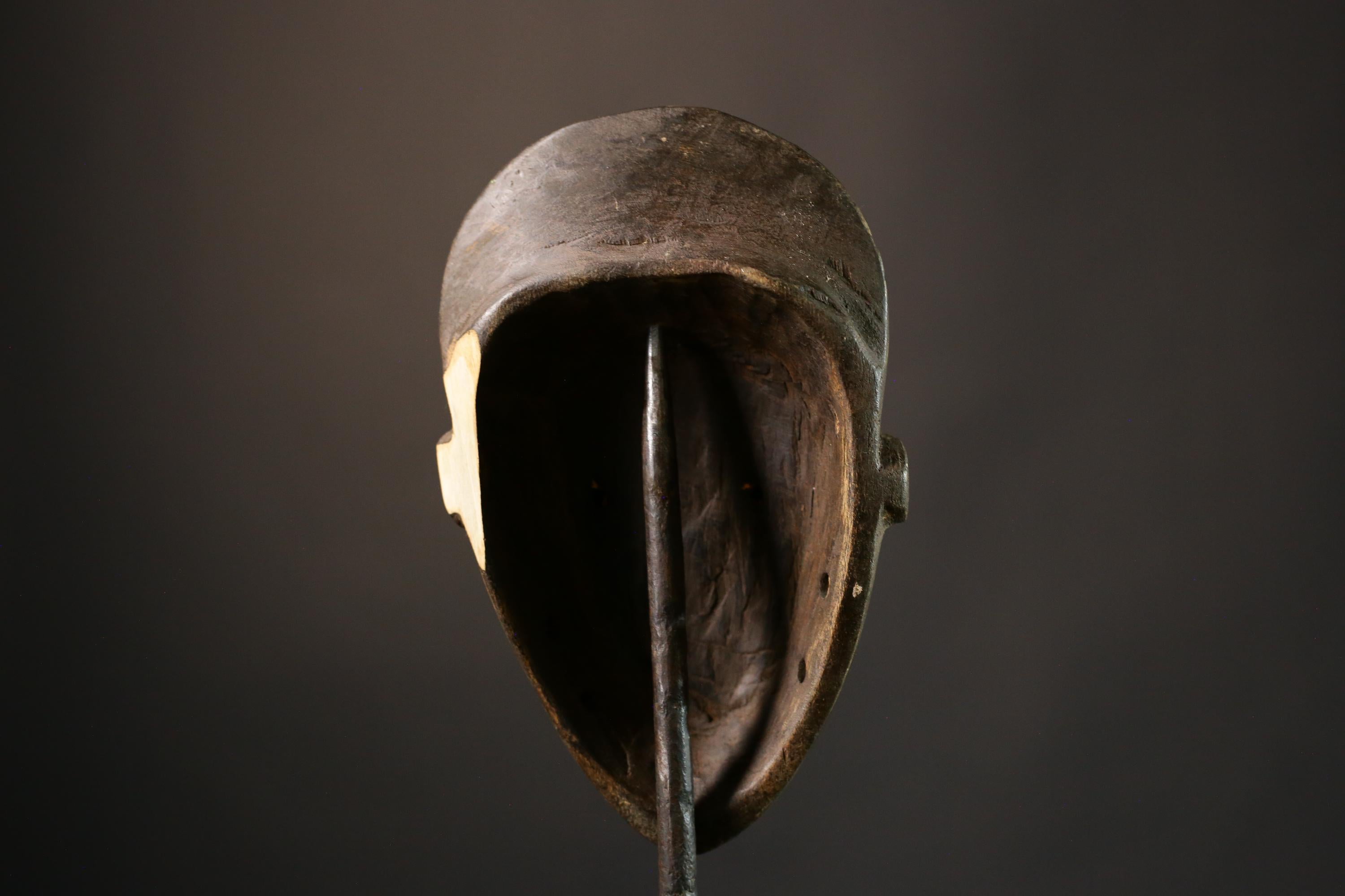 African Vintage Hand Carved Guro Baule African Wall Hanging Mask Unique Ethnic Art Decor Collectible Home Accent-8126