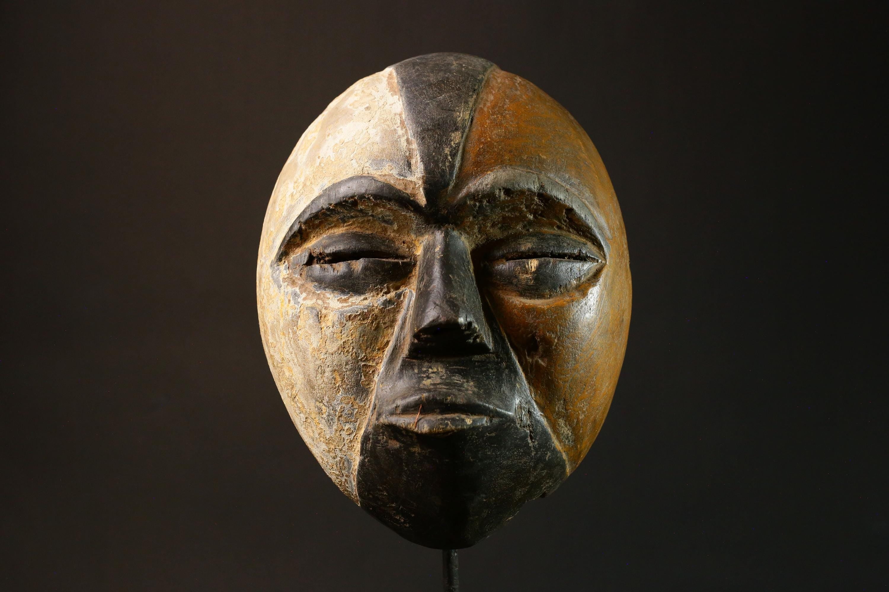 African Mask A Tribal Wood Mask - Antique Igbo Wall Hanging Art for Unique Home Décor Accent-G1631