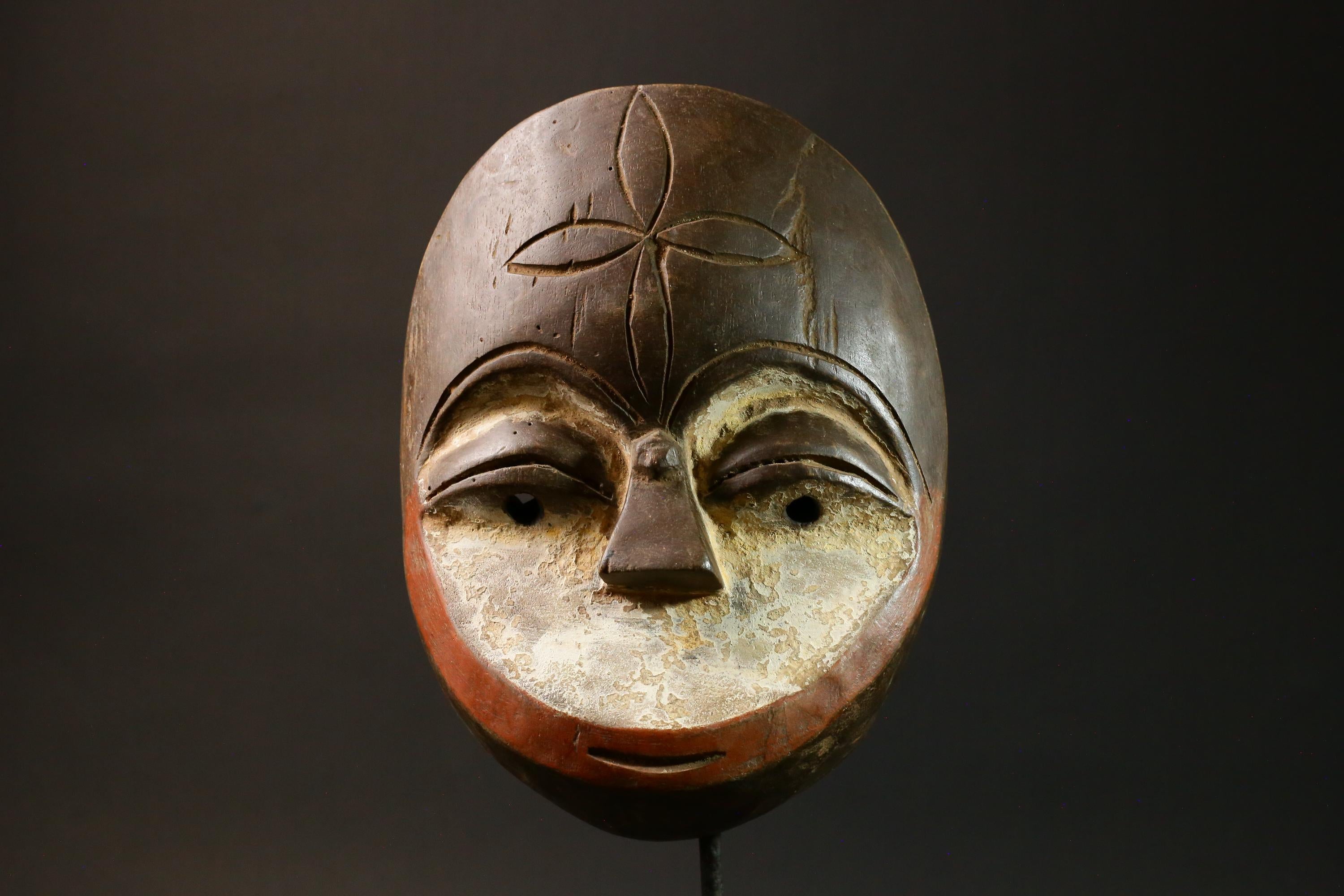 Antique African Lega Mask Unique Tribal Face Vintage Decor Handcrafted Art Clean Geometry Authentic Piece for Home Display - G1665