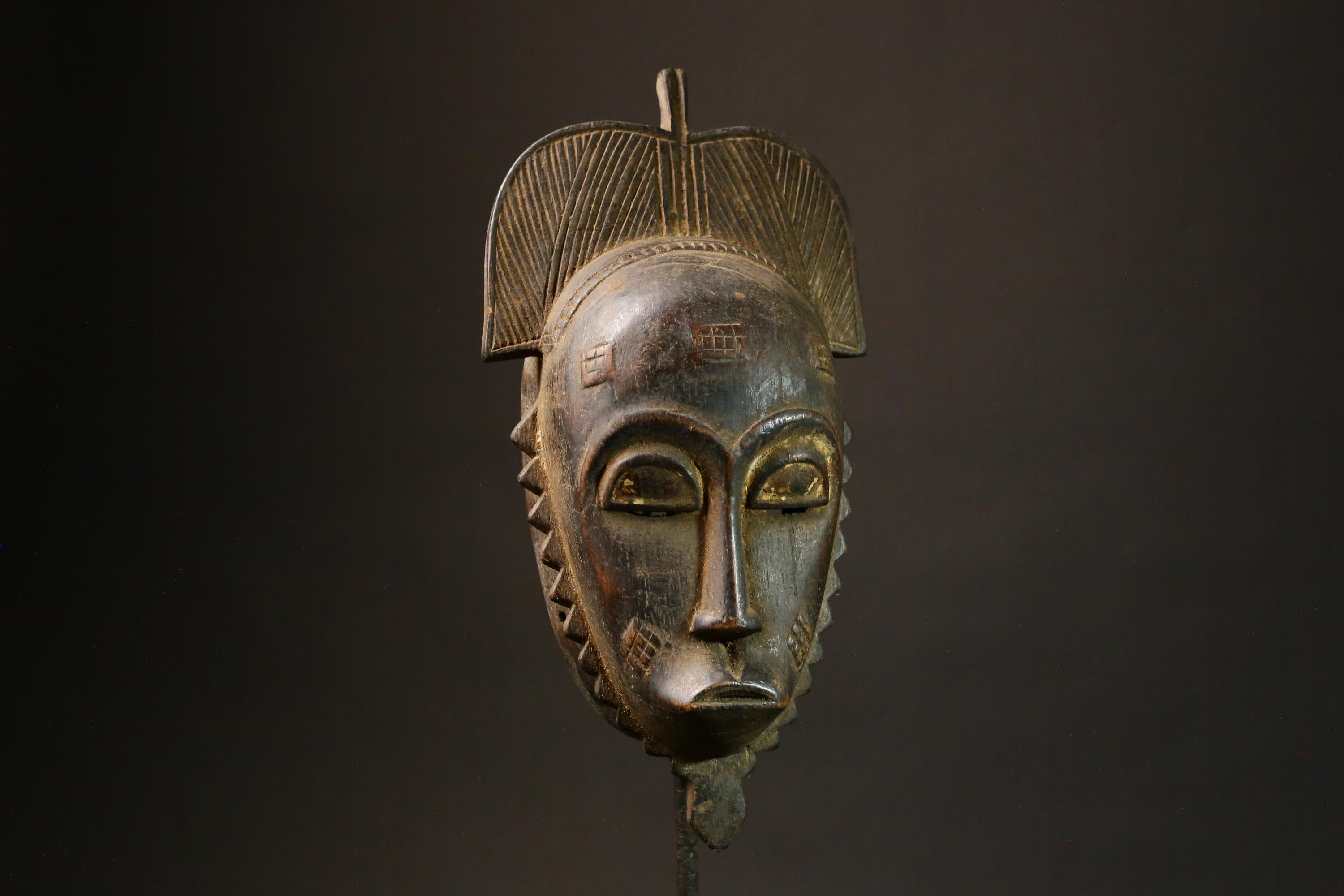 African mask Vintage Guro Mask Hand-Carved Wooden Tribal Art Face Mask Unique Home Decor Authentic Collectible Piece for Display - 2153