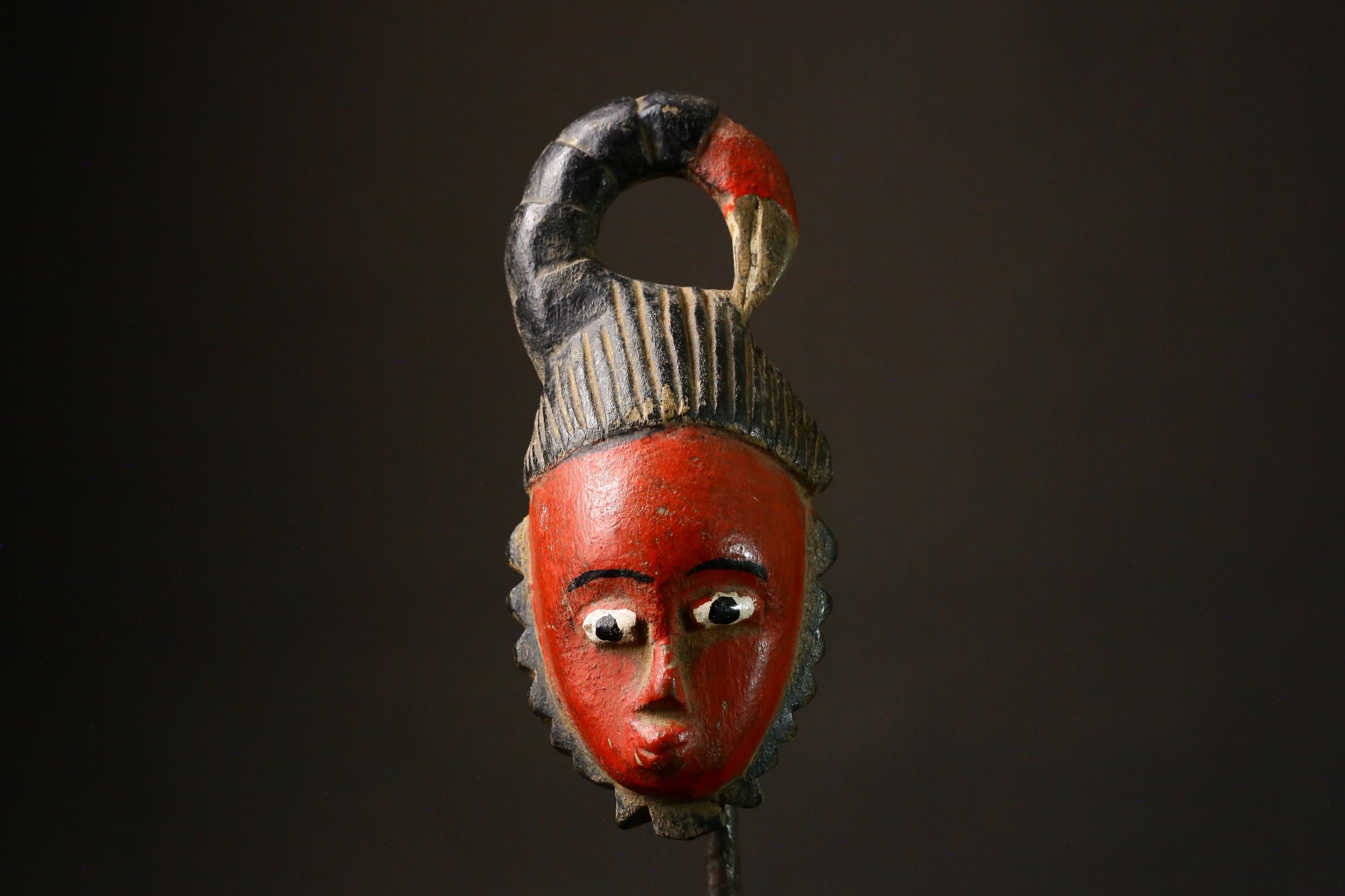 African Guro Protector Mask Handmade Vintage Wall Hanging Authentic Tribal Art Unique Home Decor Piece for Display - G3285