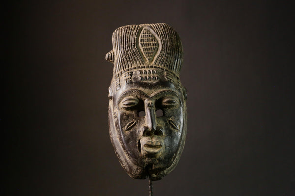 African Antique Dan Bambara Mask Hand-Carved Wooden Wall Hanging | Tribal Art, Ethnic Decor, Vintage Mask, African Sculpture-G3304