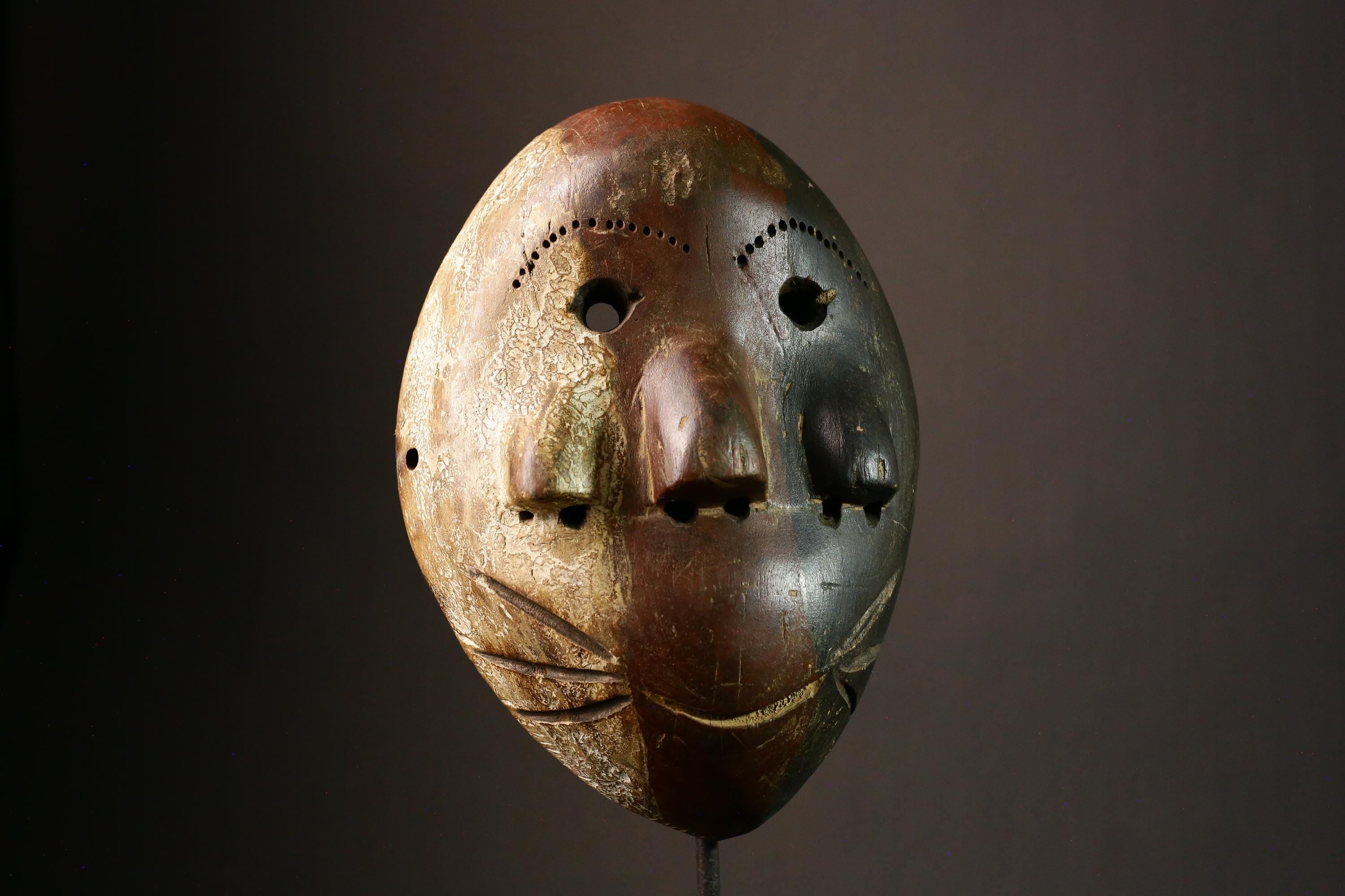 African mask Tribal Wood Masks Vintage Wall Hanging Lega Mask Unique Home Décor Authentic Handcrafted Art Cultural Accent - 9328