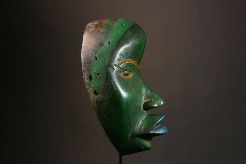 African Wood Mask - Antique Dan Passport Mask from Liberia, Unique Home Décor for Wall Display, Cultural Art Piece-G3351