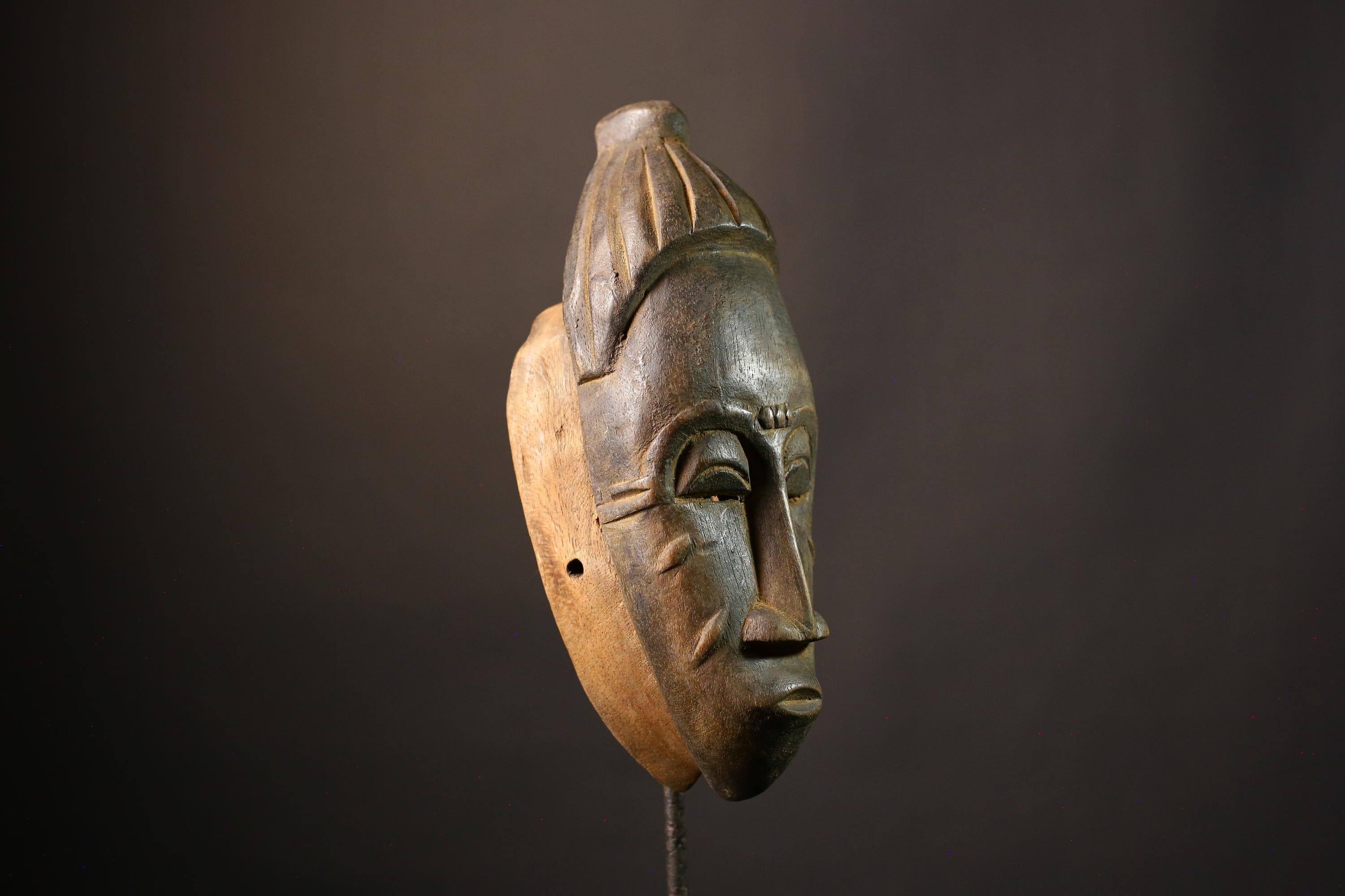 Authentic African Hand Carved Tribal Mask Vintage Wood Wall Hanging Guro People Artwork for Home Décor and Cultural Display-5222