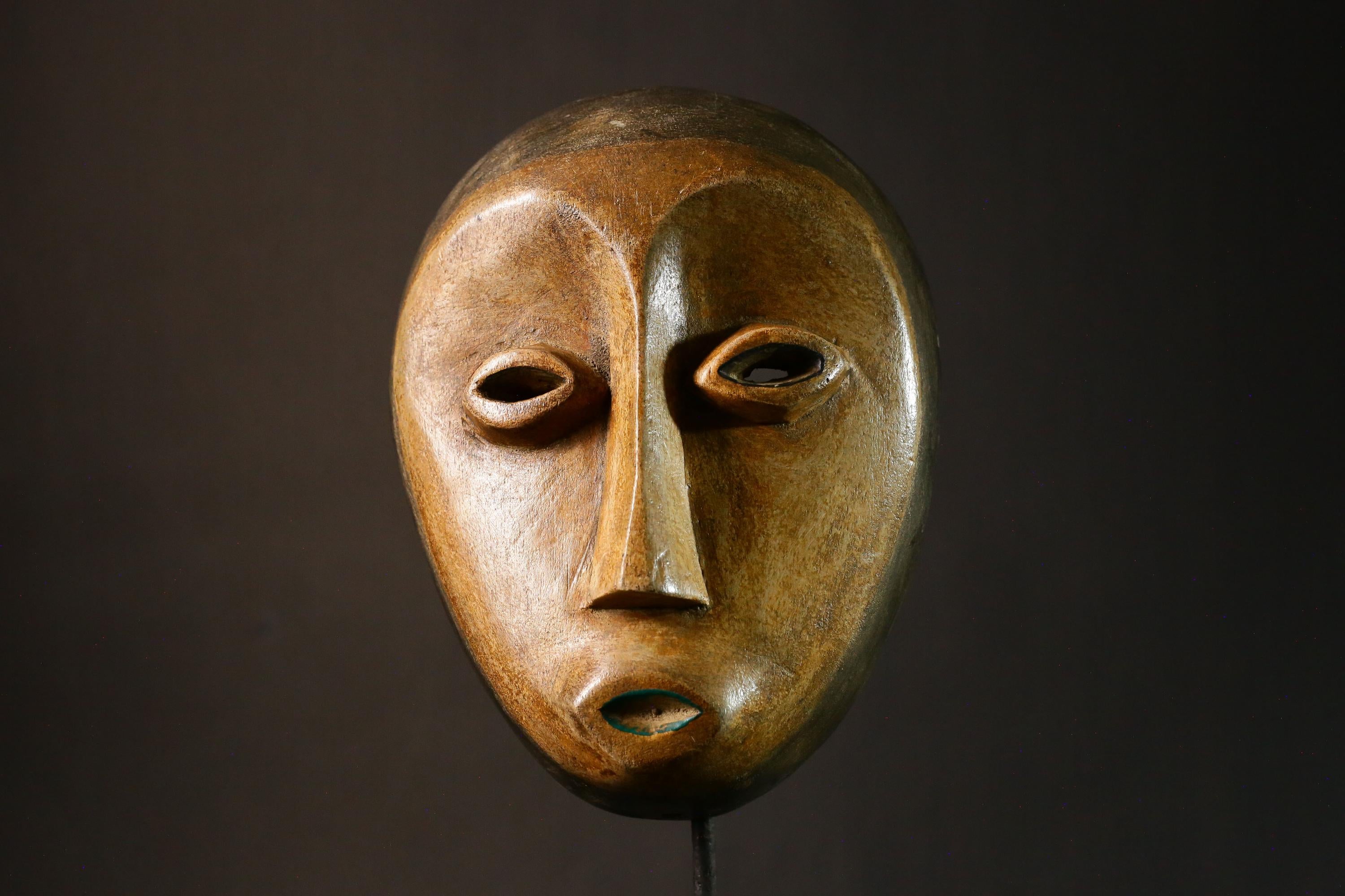 African Mask Limu Face Mask Bwami Society Art from Democratic Republic of Congo Unique Decor G3393