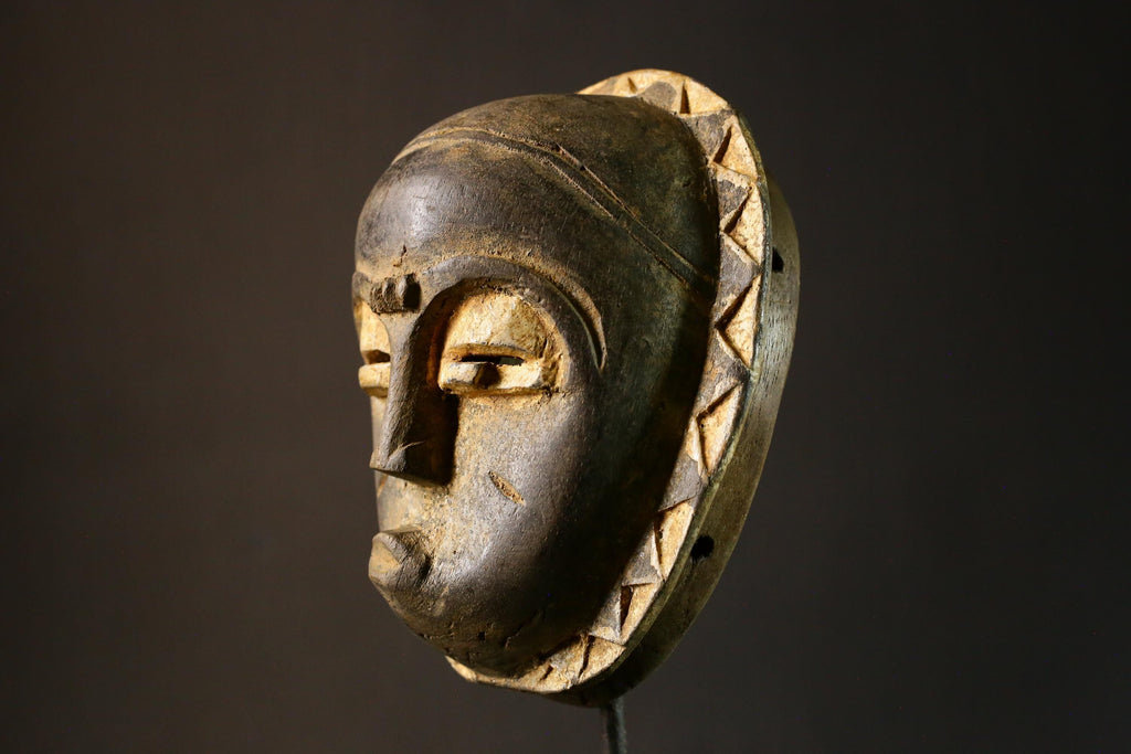 African mask Gugu Tribe African Mask The Face of the Sun Unique Cultural Collectible Art Piece 4928