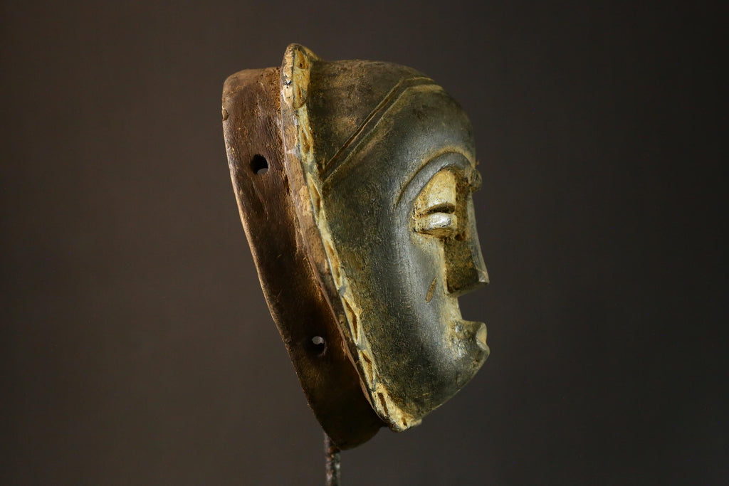African mask Gugu Tribe African Mask The Face of the Sun Unique Cultural Collectible Art Piece 4928