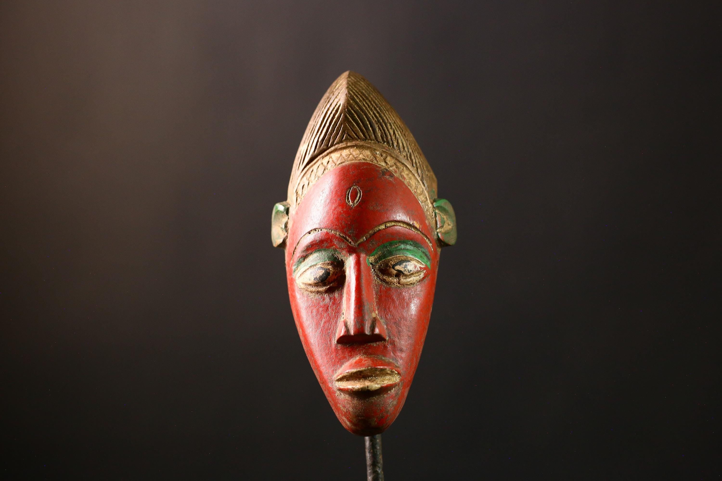 African Mask Antique Guro Baule - Handmade Wooden Tribal Face Wall Art Decor, Unique Sculpture for Home, Collectibles, and Culture-9574