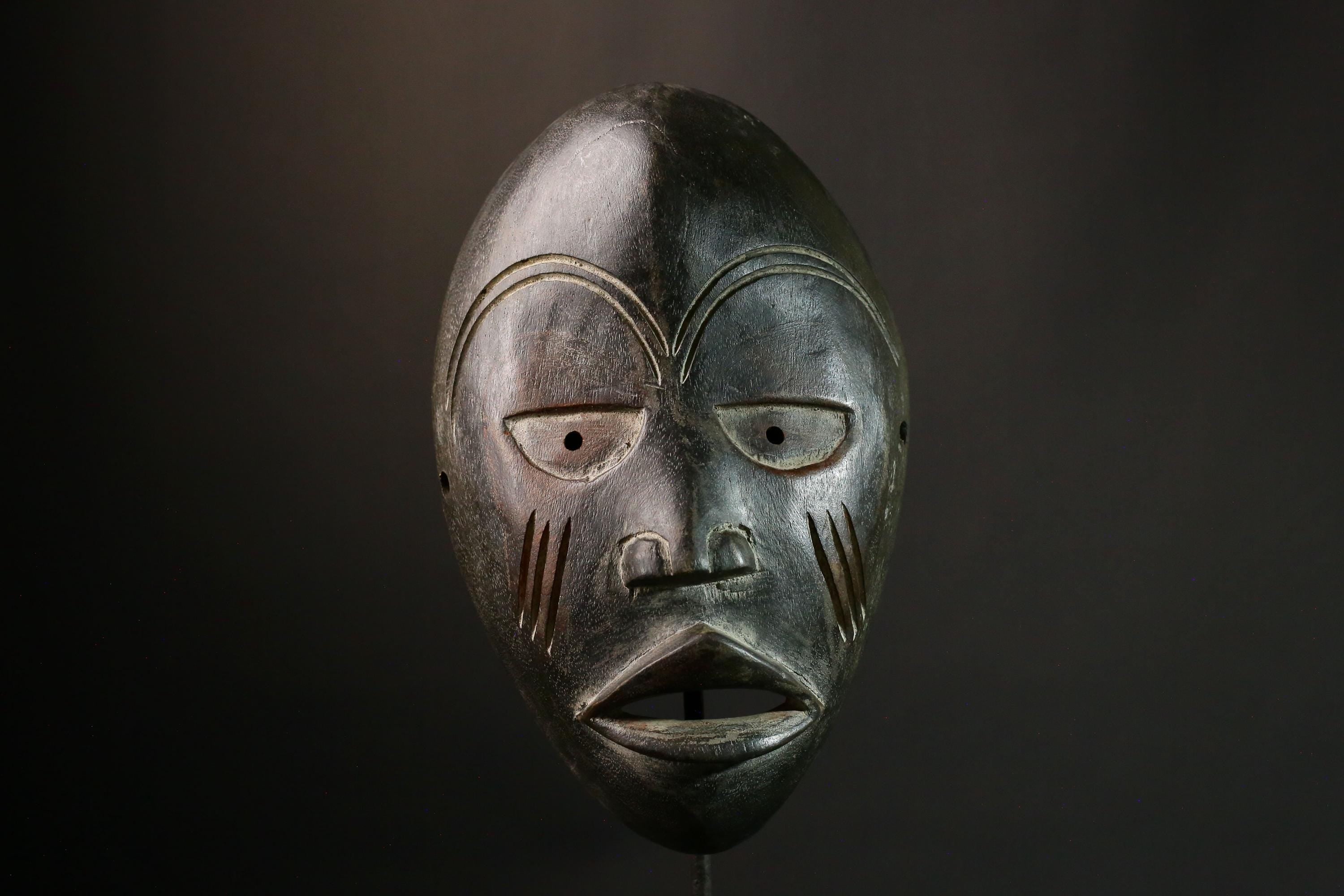 African Tribal Handcrafted African Tribal Wall Mask, Authentic Wooden Art, Cultural Collectible Decor, Unique Ethnic Gift - G1870