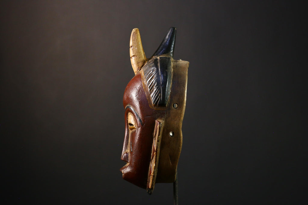 African Mask - Guro Baule Hand-Carved Wooden Wall Art - Unique Decorative Mask for Home Display and Ethnic Art Collectibles G3711