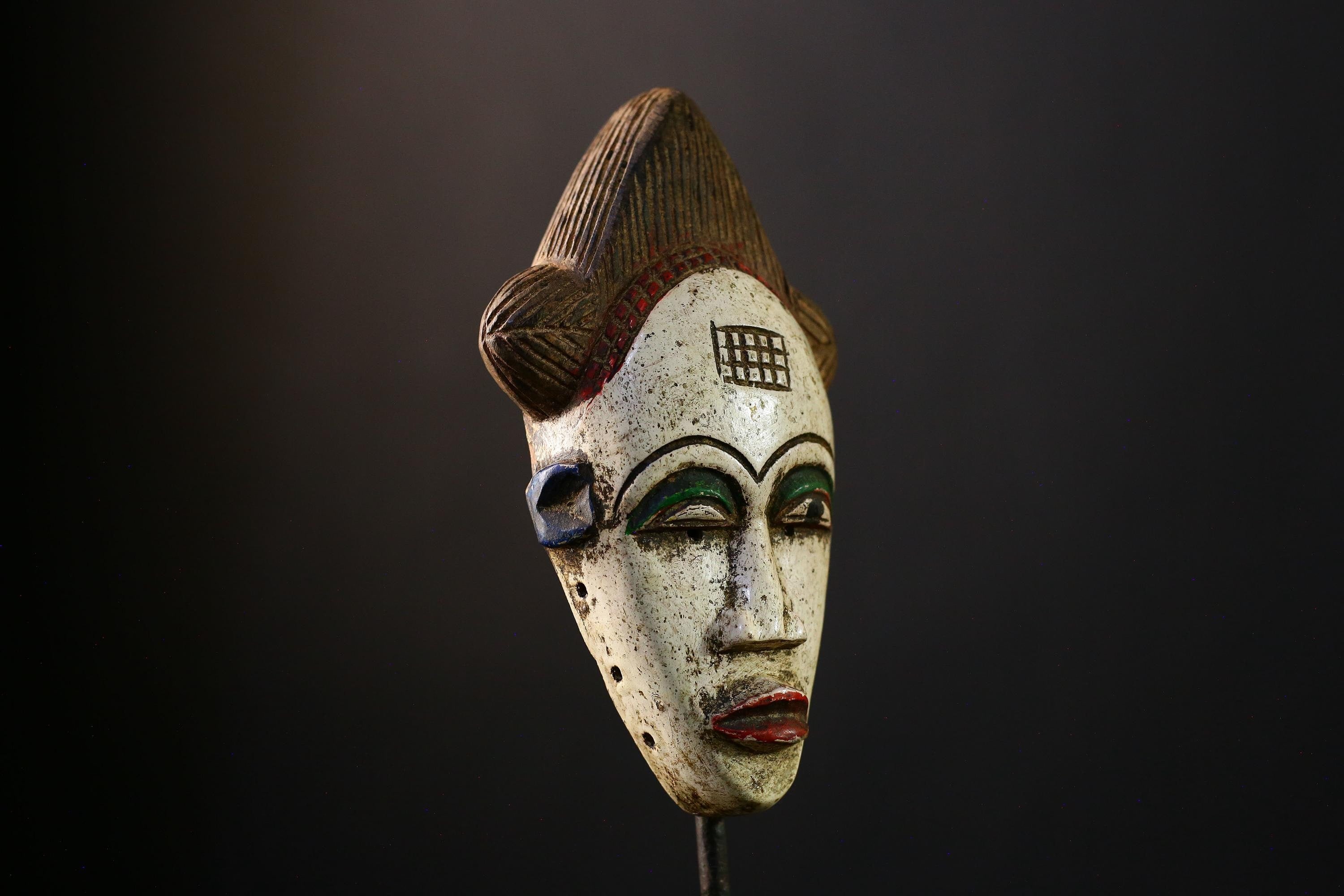 African Mask - Antique Guro Wooden Tribal Face Art, Vintage Wall Hanging Decor, Unique Cultural Sculpture, Ethnic Home Accent Piece-9604