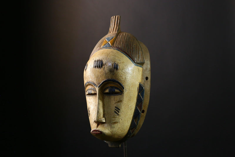 African Mask - Hand-Carved Guro Tribal Face Wooden Wall Art - Vintage Decor for Unique Home Accent and Cultural Collectible-3539