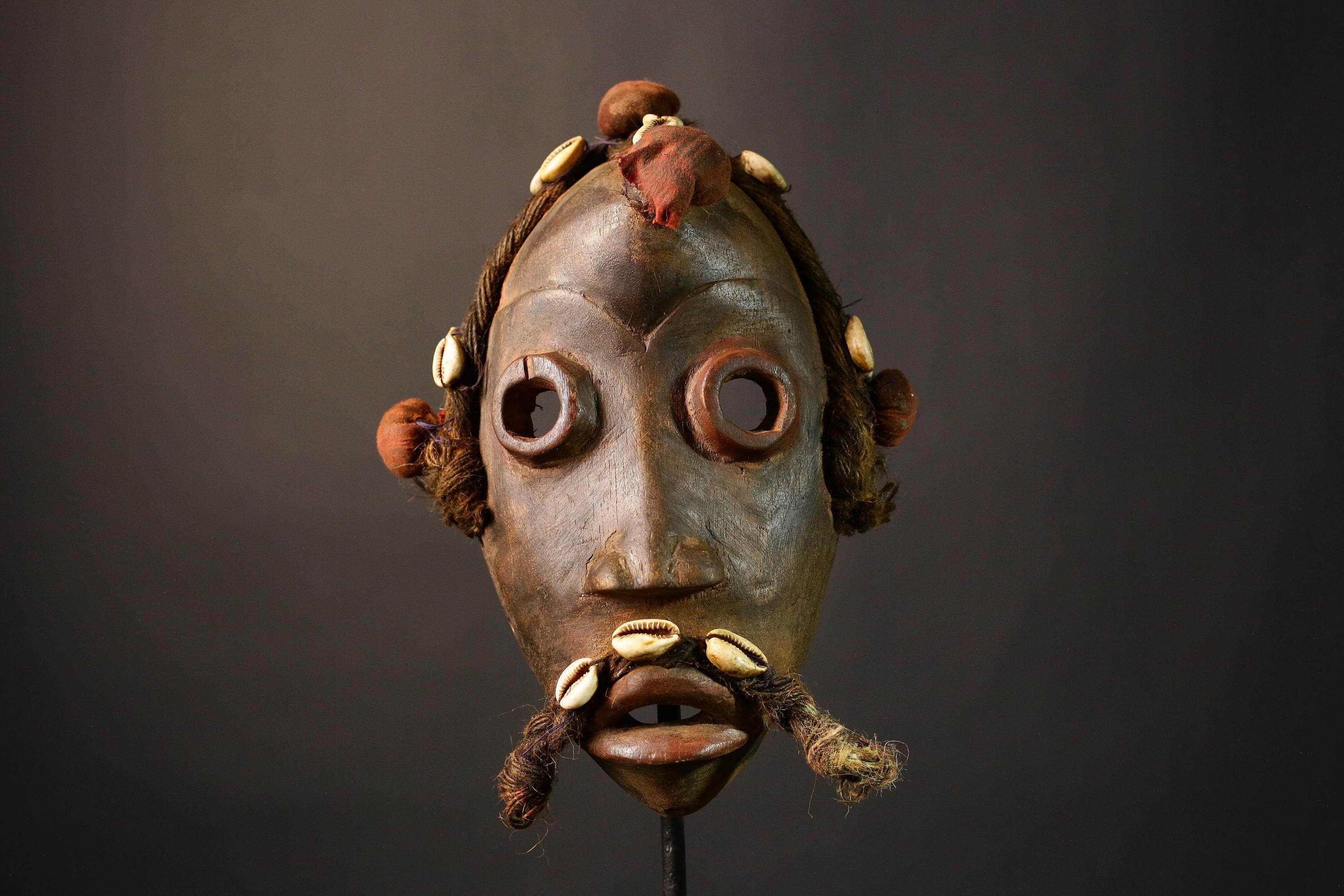 African mask Hand Carved Tribal Face Mask DAN Wood Sculpture Ethnic Home Decor Unique Passport Mask Art Cultural Wall Hanging Decor-5079